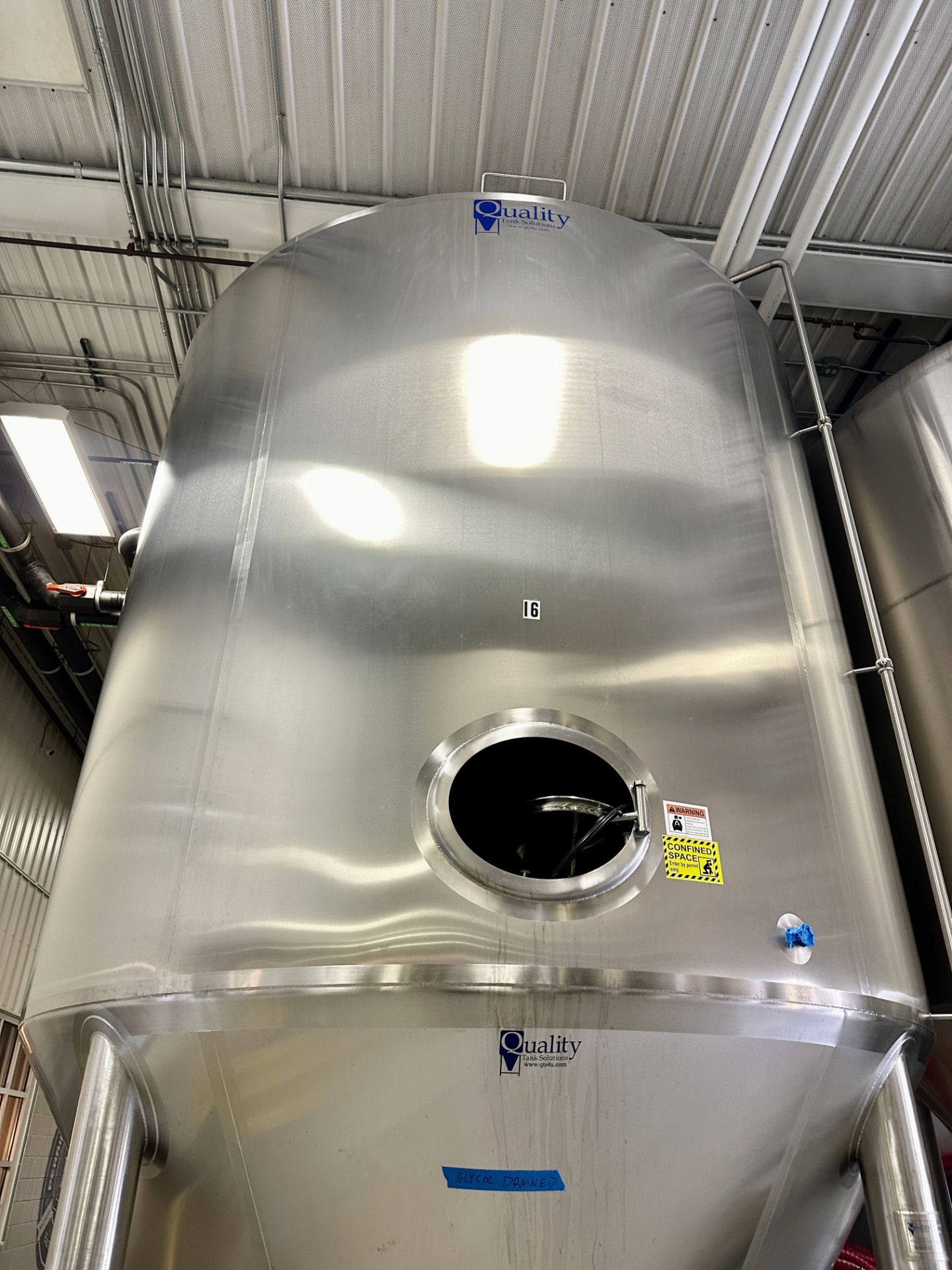 2020 Quality Tank (QTS) 150 BBL FV or 5,500 Gal Max Capacity Jacketed Fermentation Tank, Glycol Jack - Image 3 of 8
