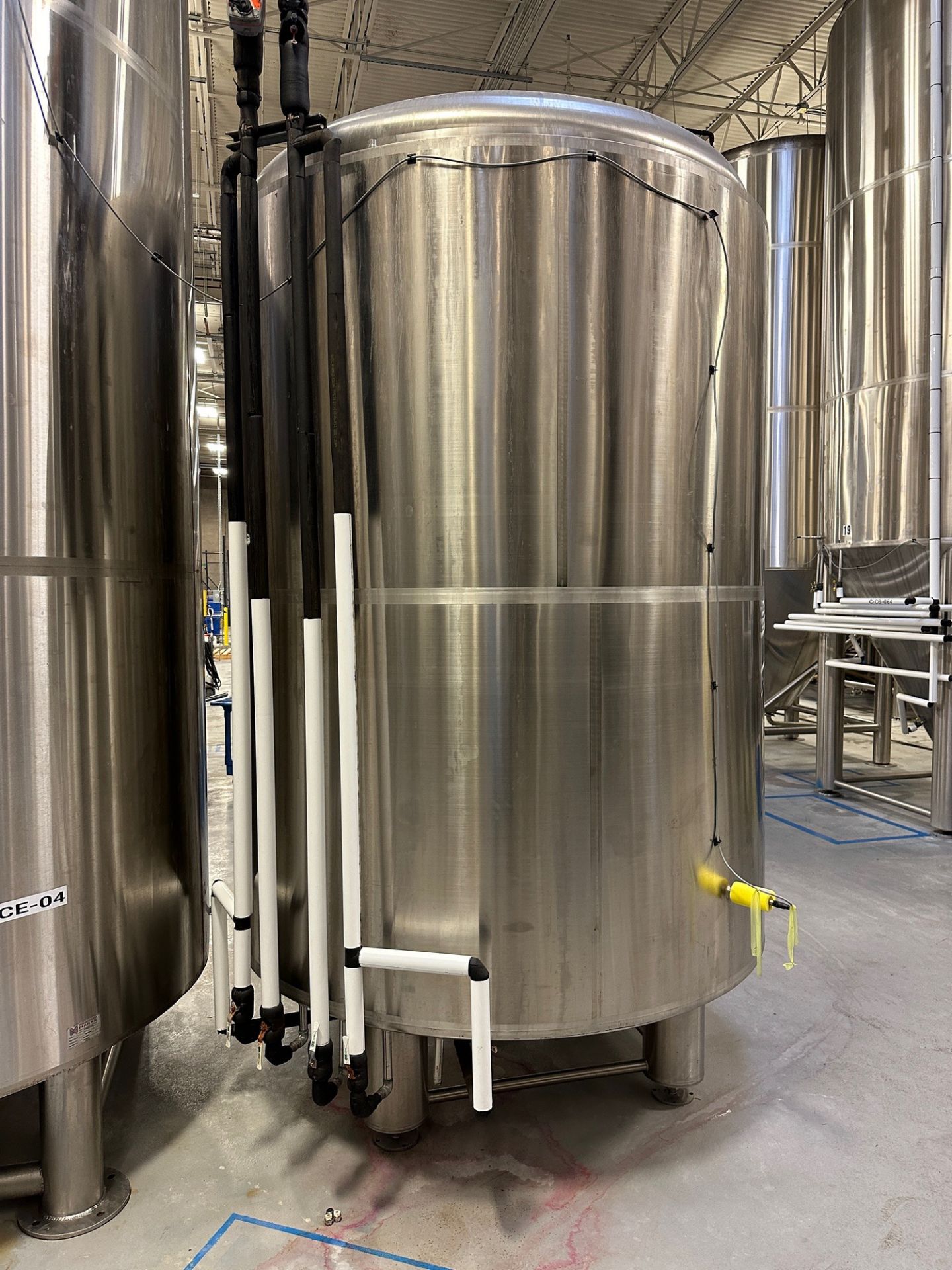 2018 Prospero 60 BBL Stainless Steel Brite Tank (13) - Dish Bottom, Glycol Jacketed | Rig Fee $2230 - Image 4 of 5