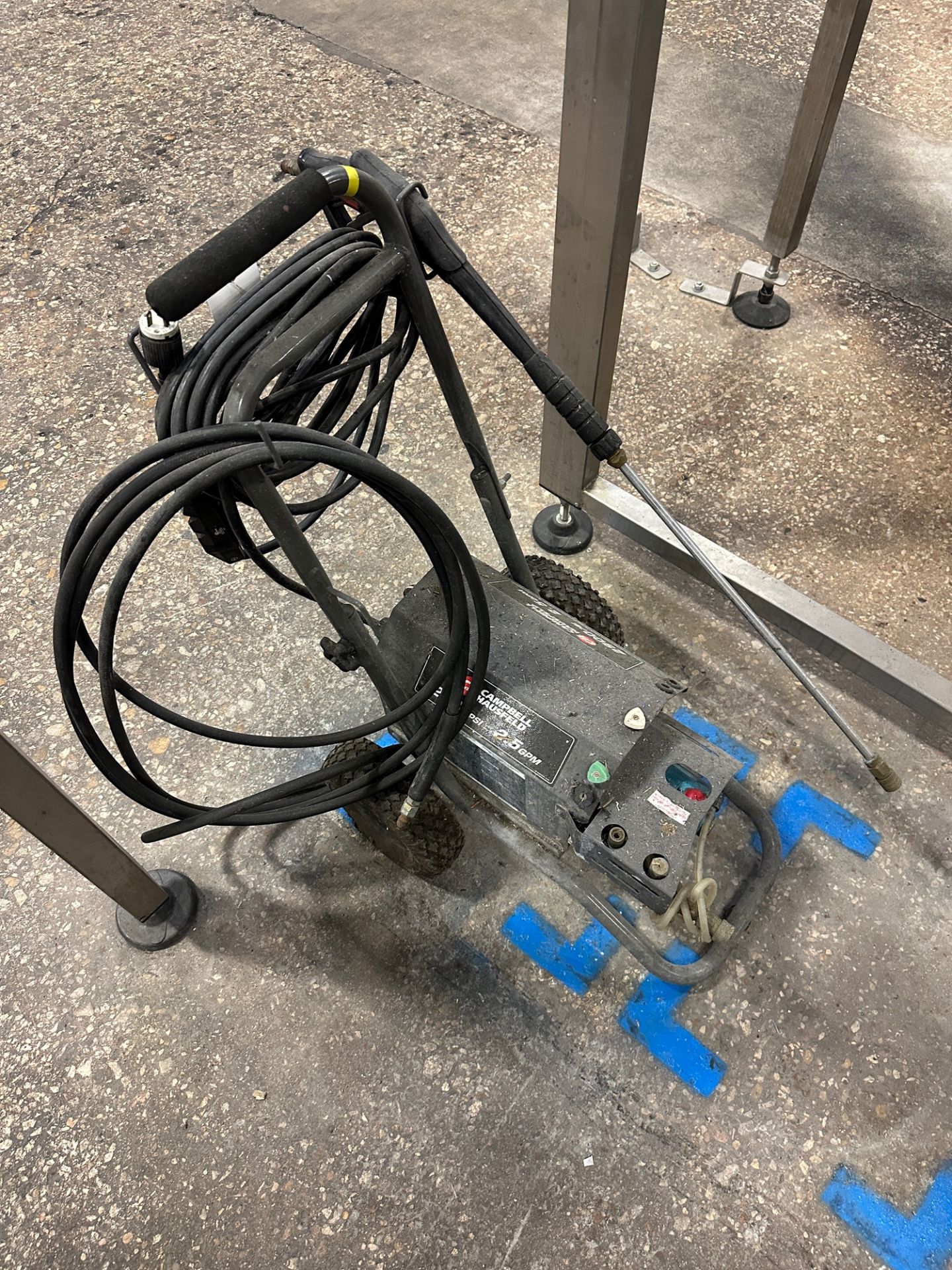 Campbell Hausfield 2900 PSI Power Washer | Rig Fee $25