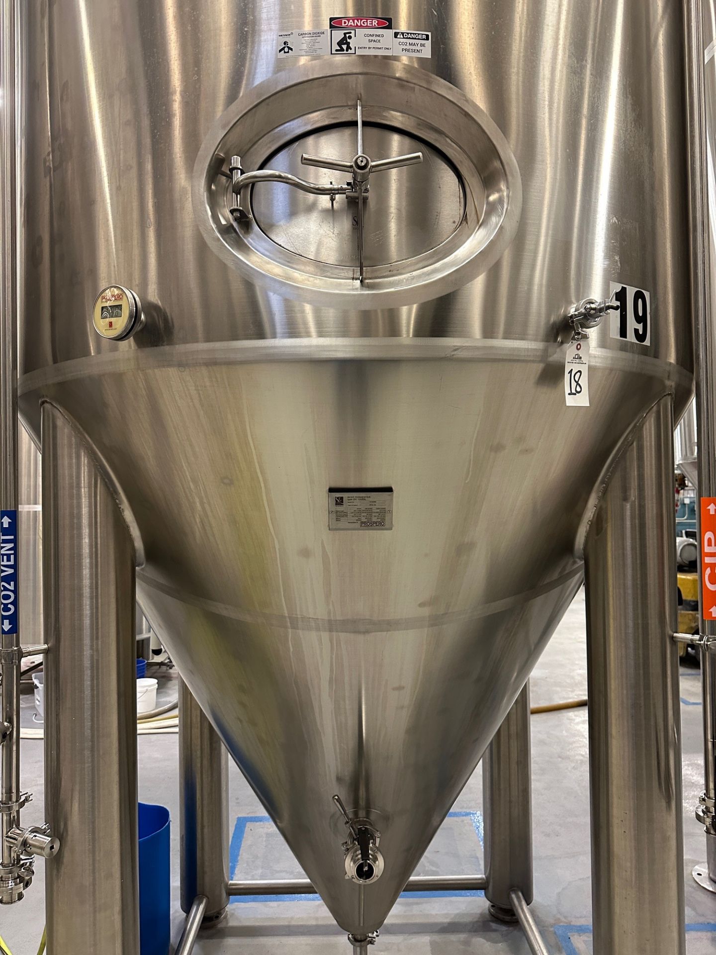 (1 of 2) 2018 Prospero 120 BBL FV / 148.6 BBL or 4,600 Gal Max Capacity Jacketed Stainless Steel FV - Image 2 of 4