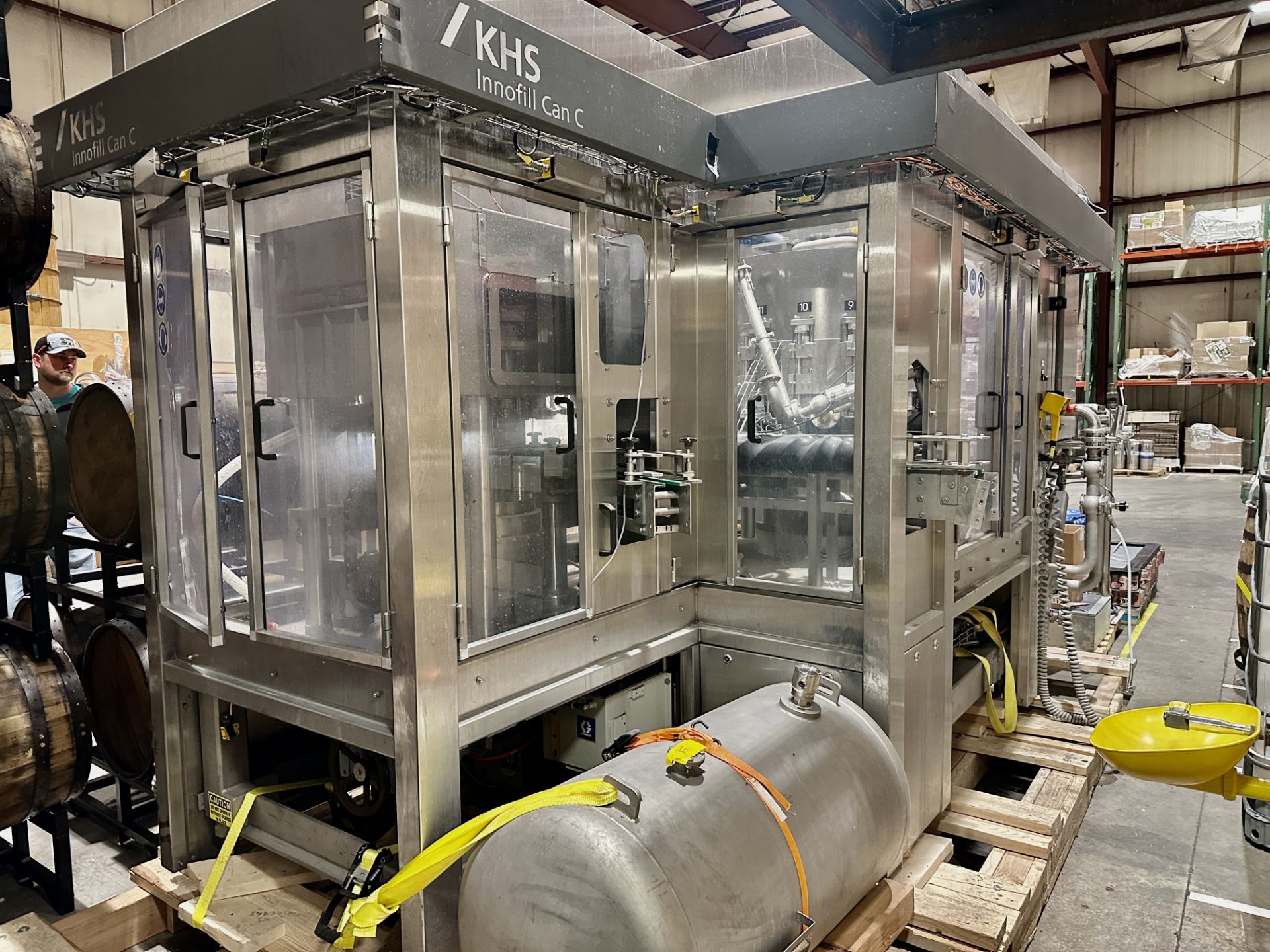 2019 KHS Innofill Can C Micro 18-Head Can Filler & 4-Head Seamer, Set for Sleek Cans, S/N: 10343324 - Image 8 of 21