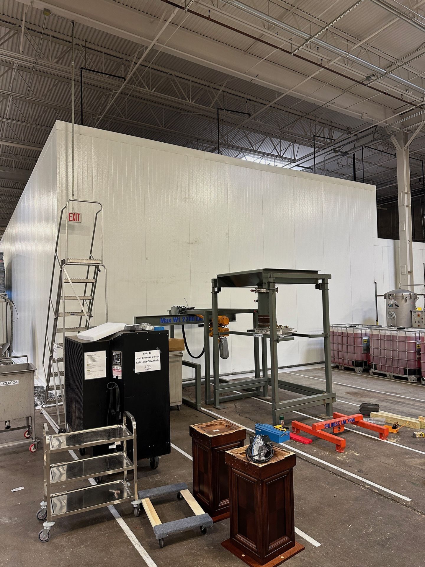 Cold Box - (3) Cooling Units - Shared Wall - (Approx. 32' x 77' x 18' - | Rig Fee $Contact Rigger - Image 3 of 14