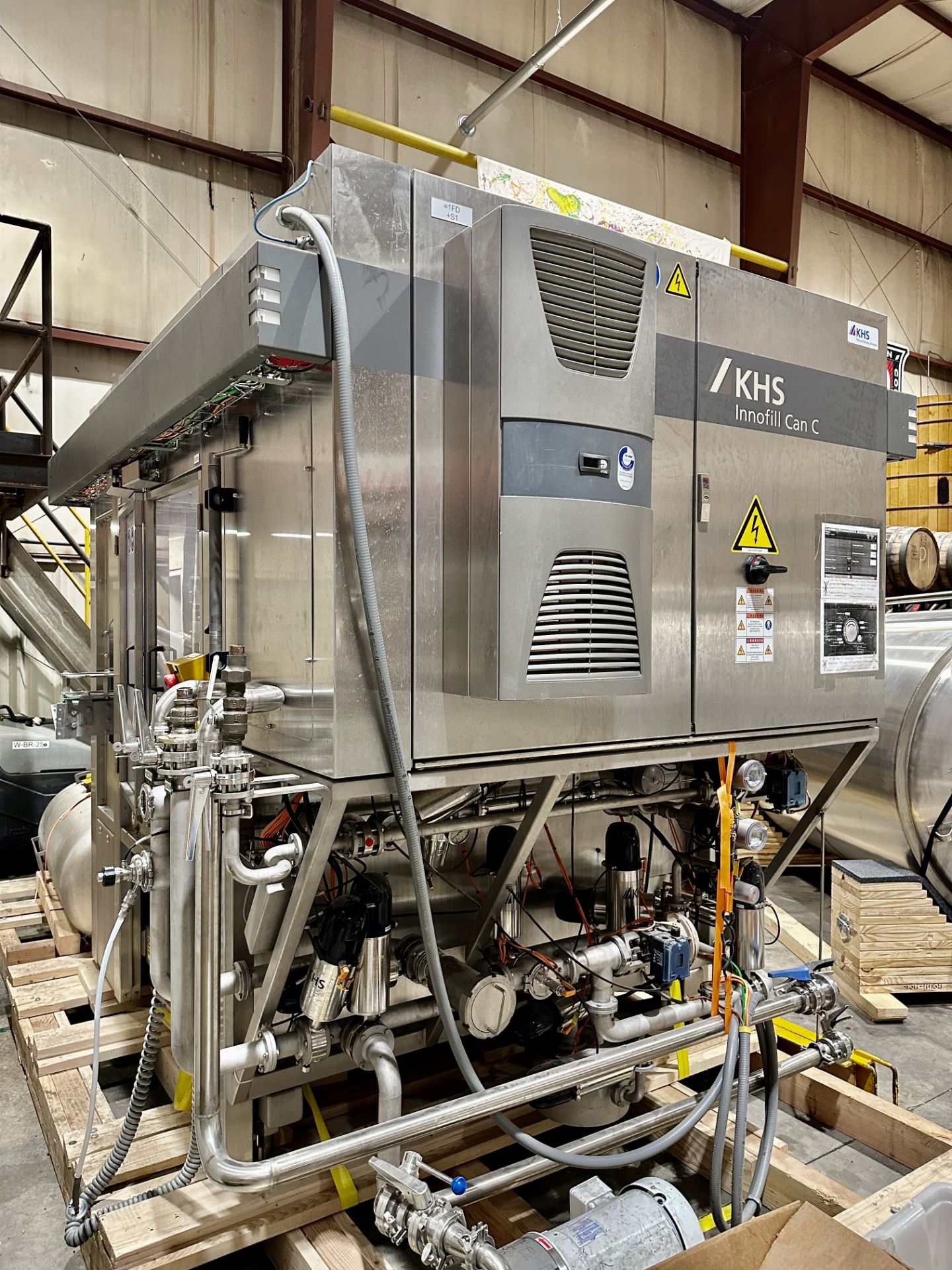 2019 KHS Innofill Can C Micro 18-Head Can Filler & 4-Head Seamer, Set for Sleek Cans, S/N: 10343324 - Image 5 of 21