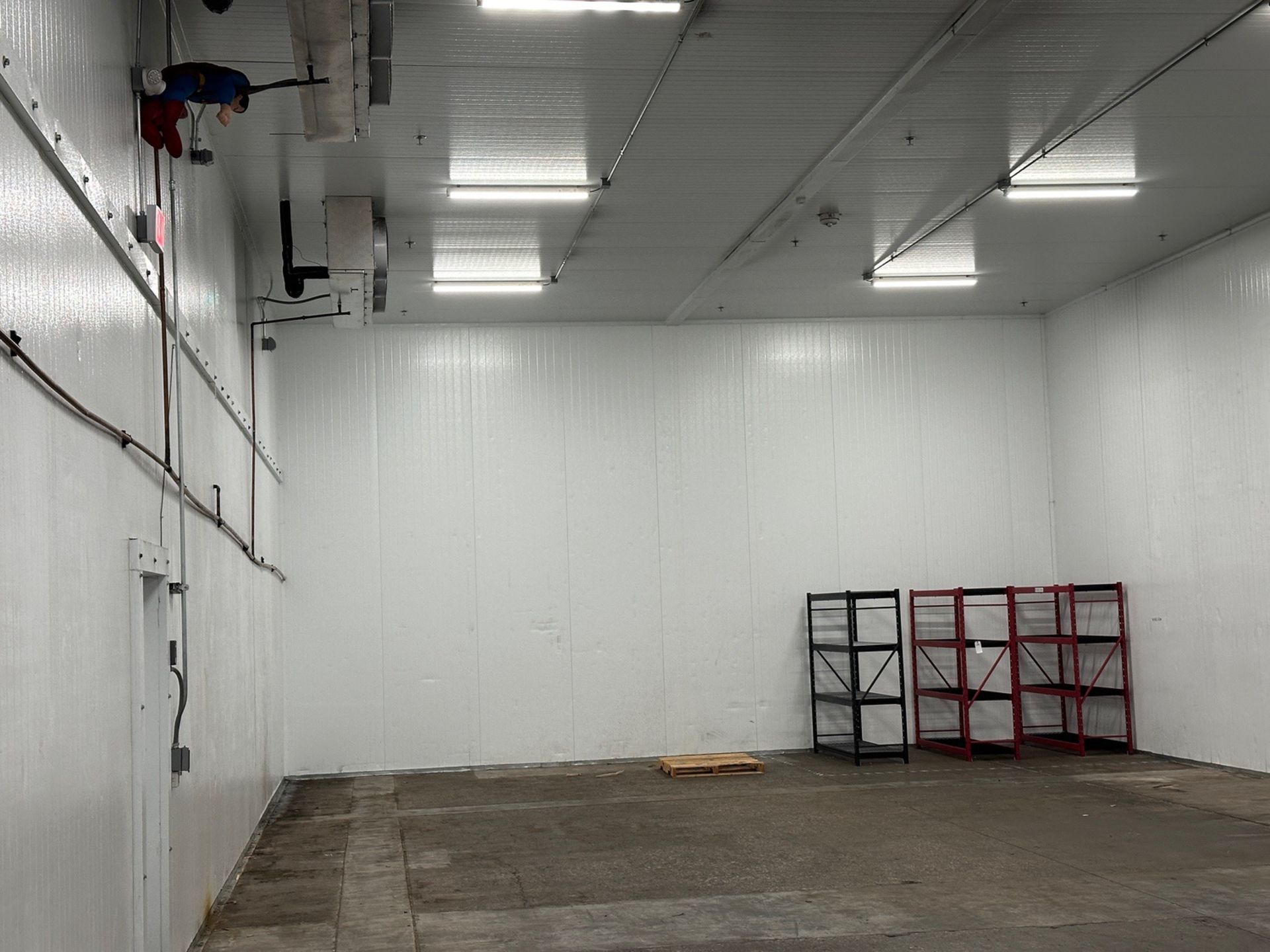 Cold Box - (3) Cooling Units - Shared Wall - (Approx. 32' x 77' x 18' - | Rig Fee $Contact Rigger - Image 4 of 14