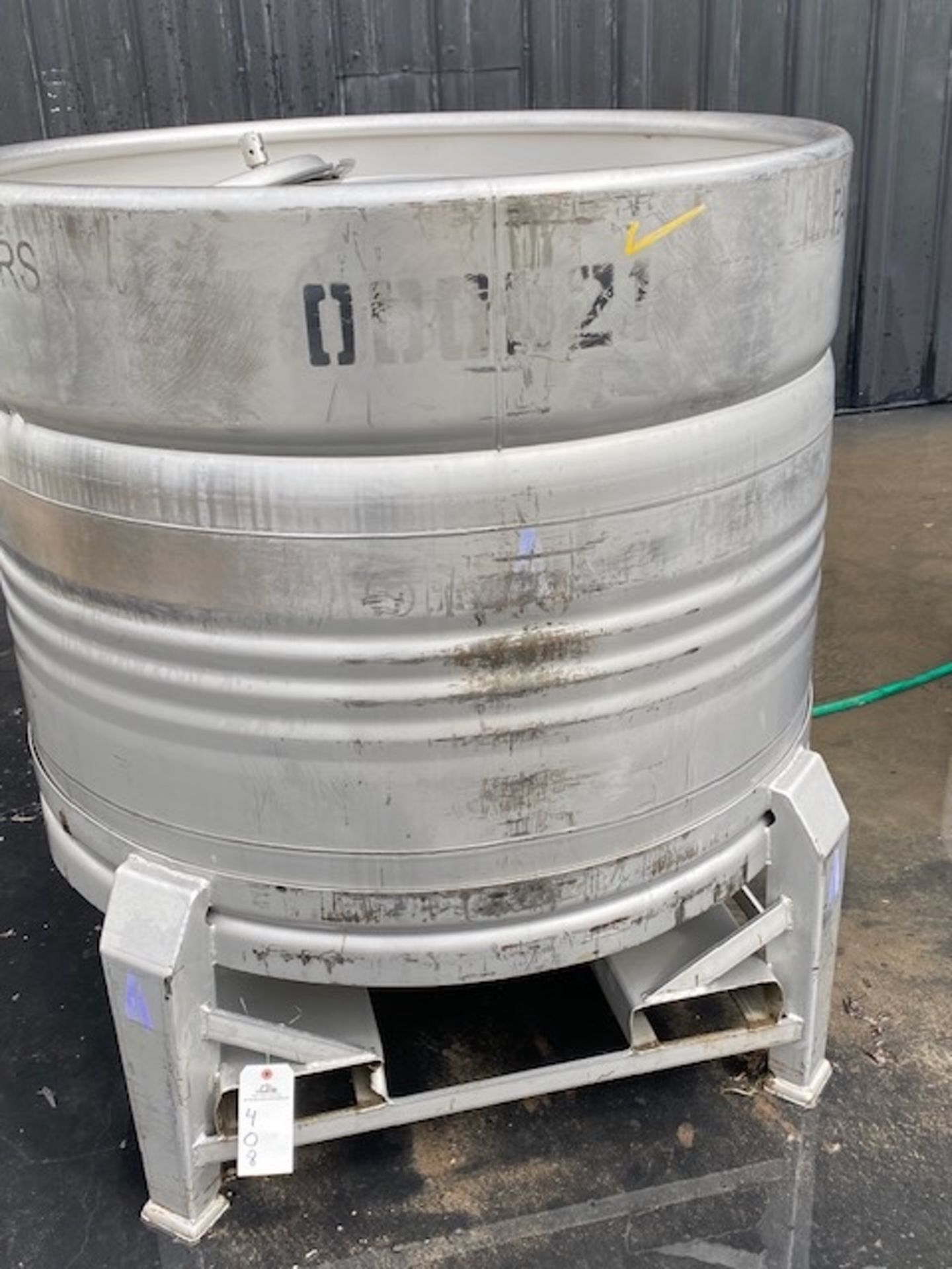 Upon AG Container Systems, 200 Gallon Stainless Steel Dome Top, Cone Bottom Single Shell Pressure