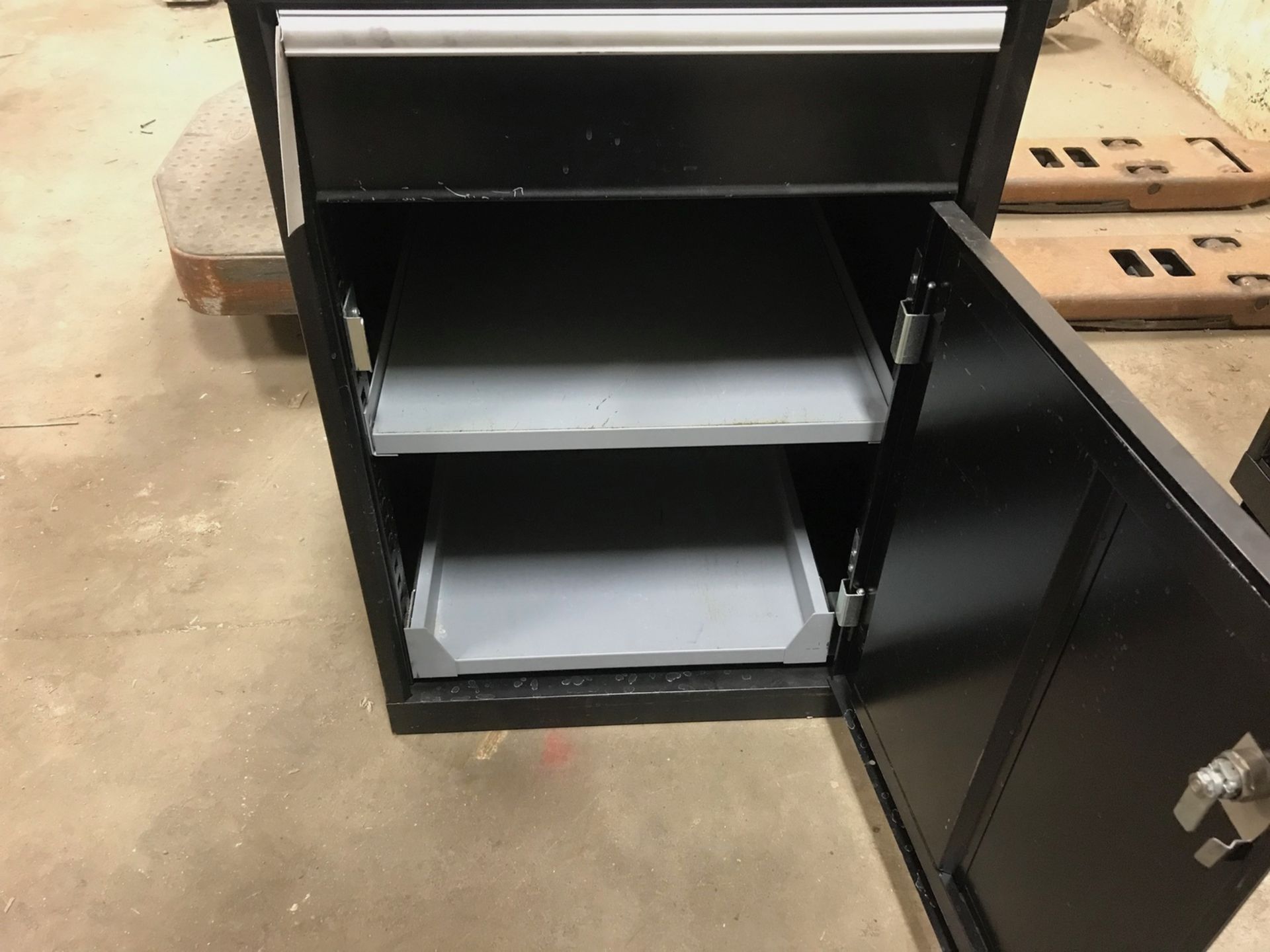 Lista Steel Cabinet, 1 Door, 22"x28"x33"H - Image 3 of 3