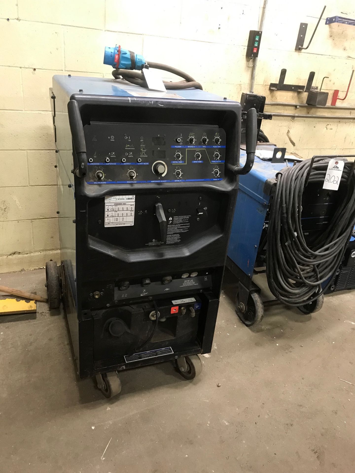 Miller Syncrowave 350LX Welder