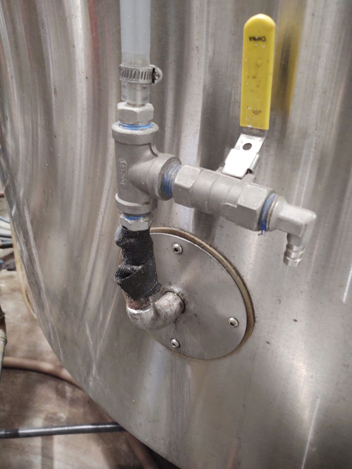 DME 30 BBL Cold Liquor Jacketed Stainless Steel Brewery Tank w/Piping (S/N:B4616-11) (SEE CUT SHEETS - Image 2 of 2