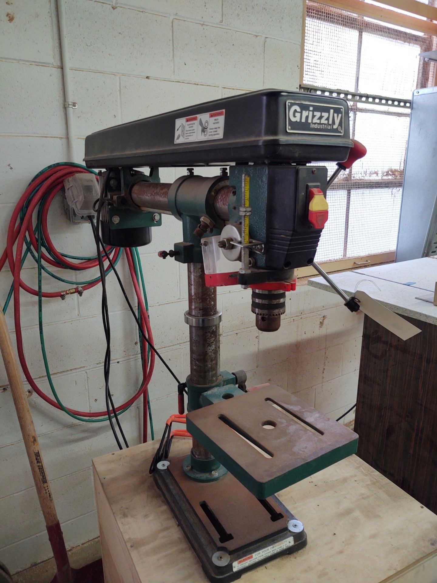 Grizzly #G7945 Bench Top Radial Drill Press w/ Cart - Image 3 of 3