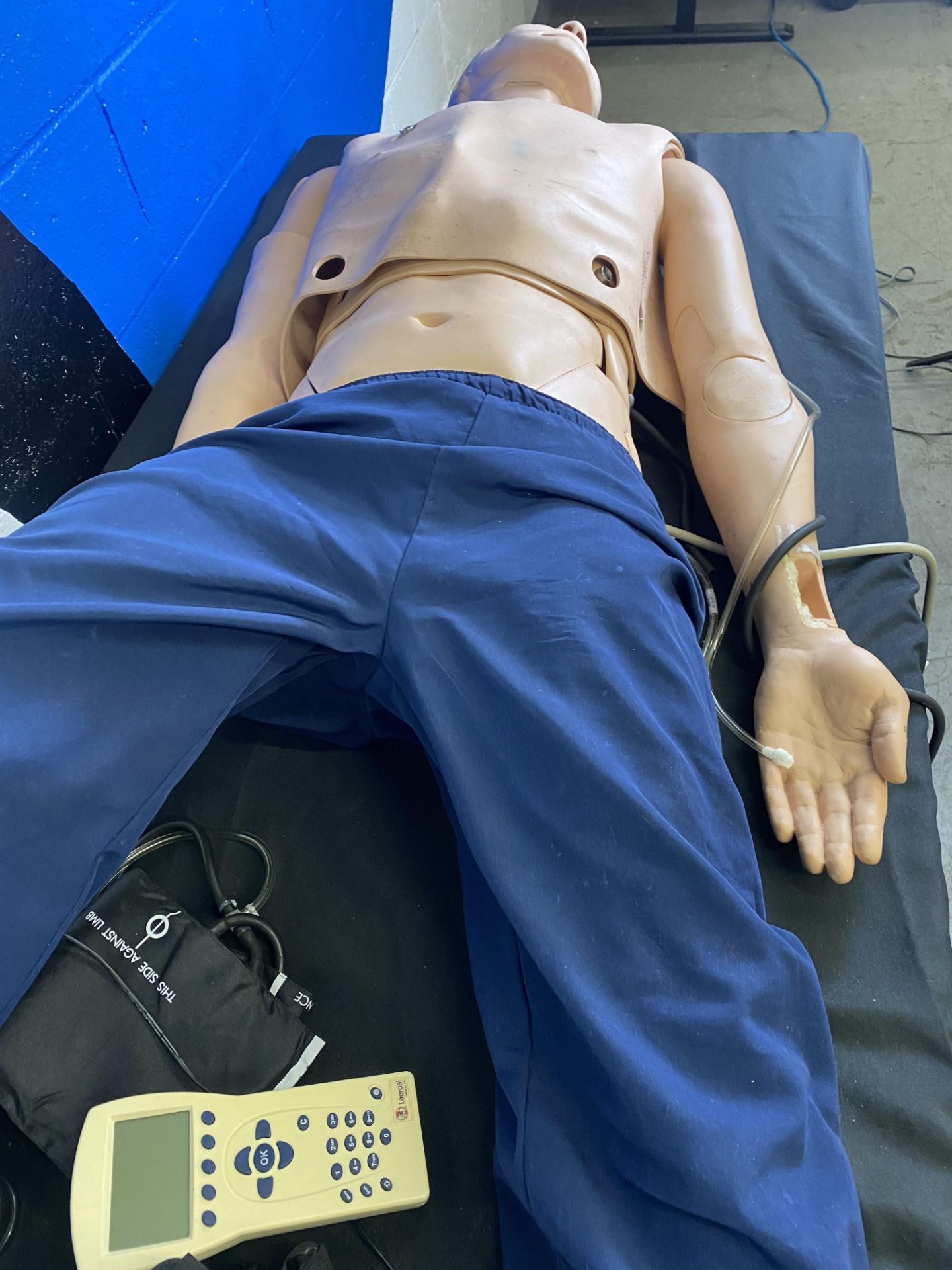 Adult Crisis Mannequin w/ CPR, Blood Pressure, and Pulse, Defibrillate Capable , EKG, Intubatable w/ - Image 5 of 8