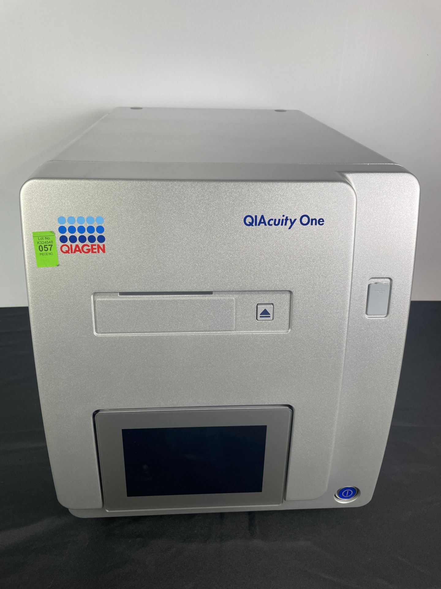 2022 Qiagen #QIAcuity One 5 Plex PCR System w/HP Laptop, 100-240VAC, 50/60Hz, 1000VA HAS DONGLE! (U - Image 5 of 9