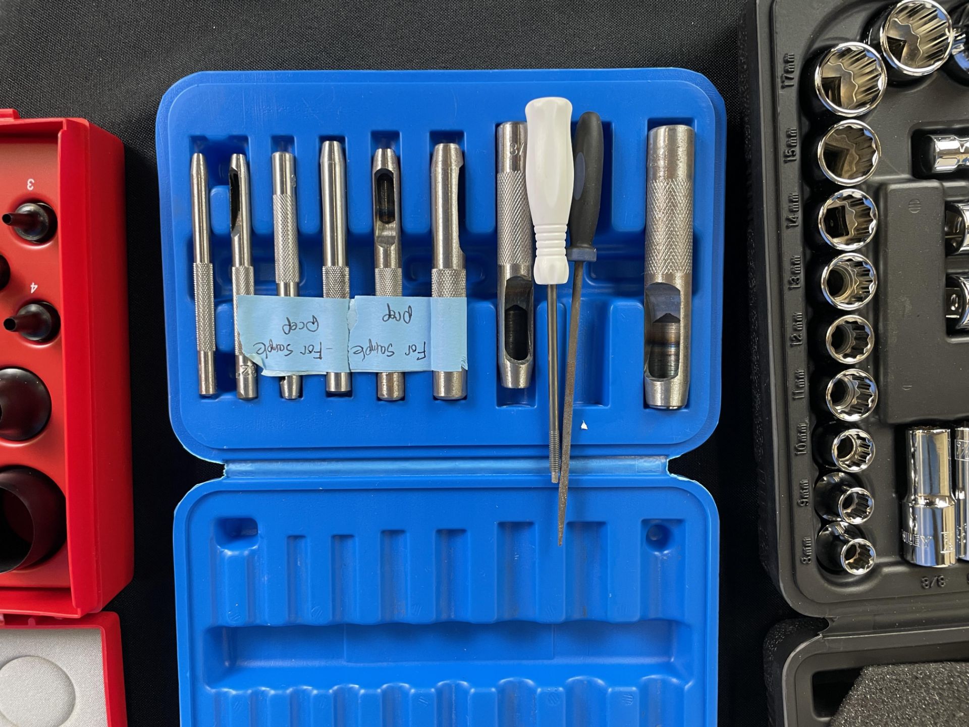 {LOT} Mayagy Pro #PL330CM Holo Punch Set and Stanley Metric SAP Socket Set w/ Case - Image 3 of 5