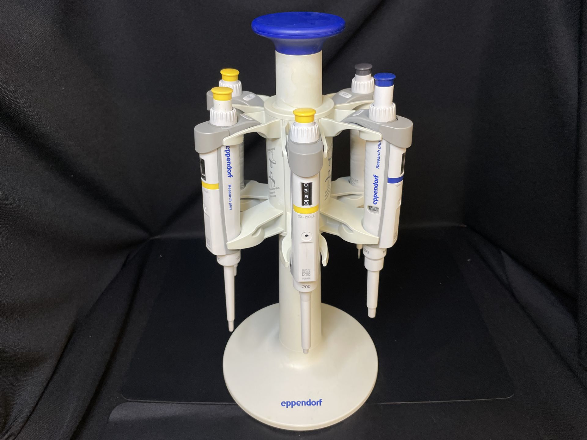 Eppendorf Pipette Carousel w/ 6 Research Plus Pipettes, 2.5uL 10uL, 20uL ,100uL, 200uL,1000uL - Image 26 of 30