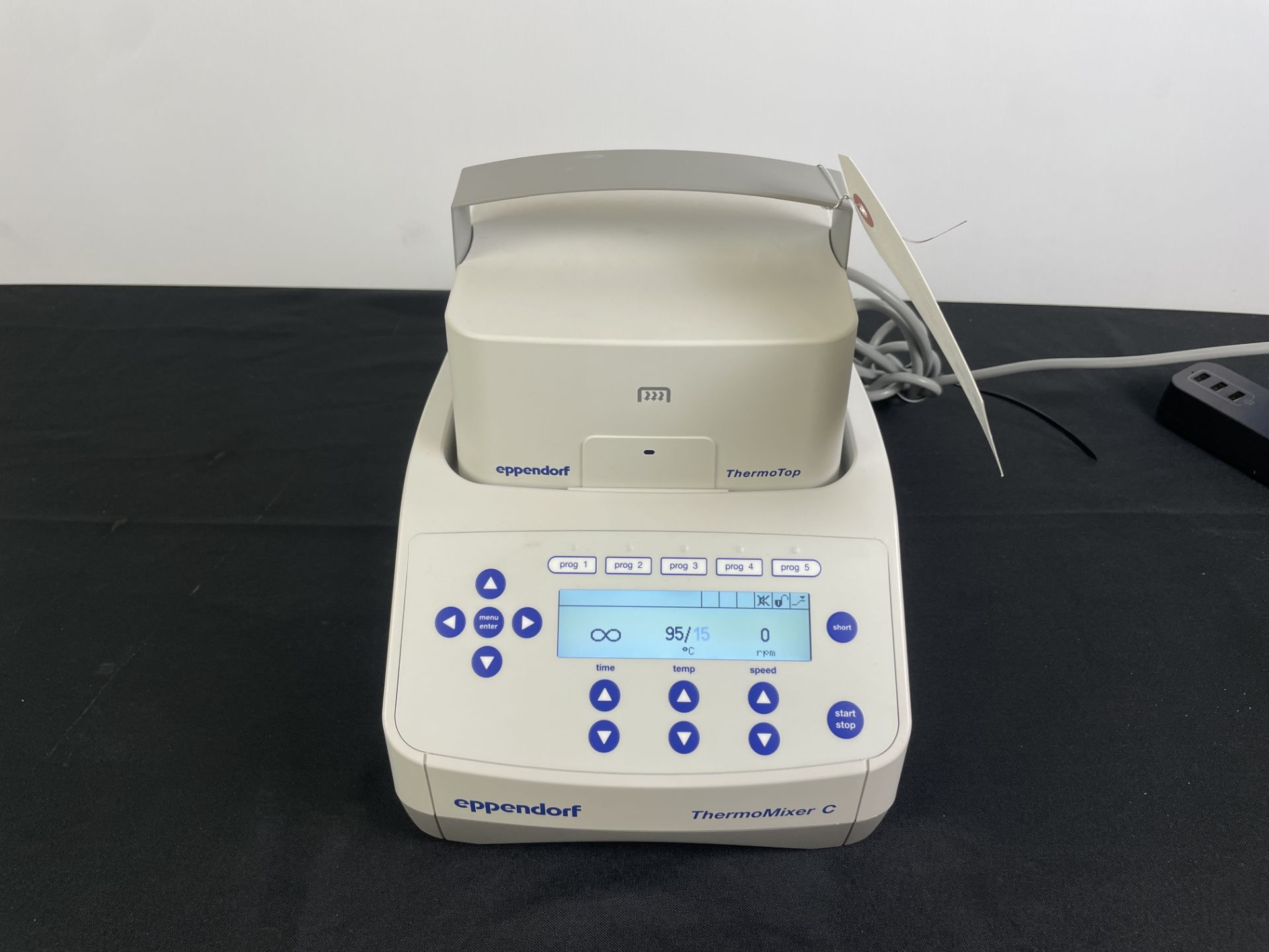 Eppendorf Thermo Mixer #C w/Block, Thermotop & Manuals & Power Cord - Image 6 of 9