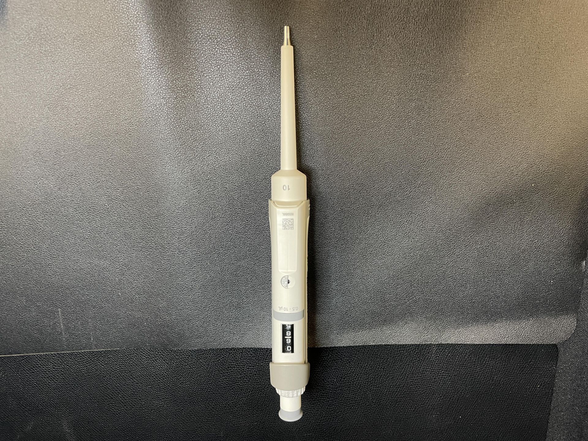 (7) Asst. Eppendorf Pipettes 10, 20,100 (2) 200 (2) 1000 - Image 3 of 8