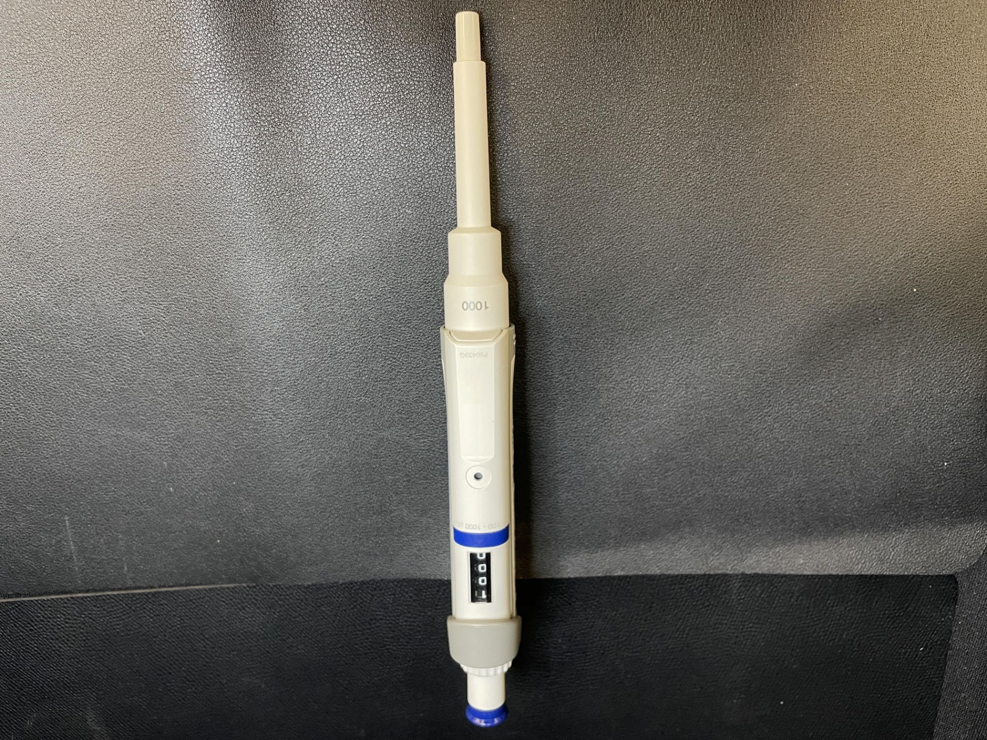 (7) Asst. Eppendorf Pipettes 10, 20,100 (2) 200 (2) 1000 - Image 5 of 8