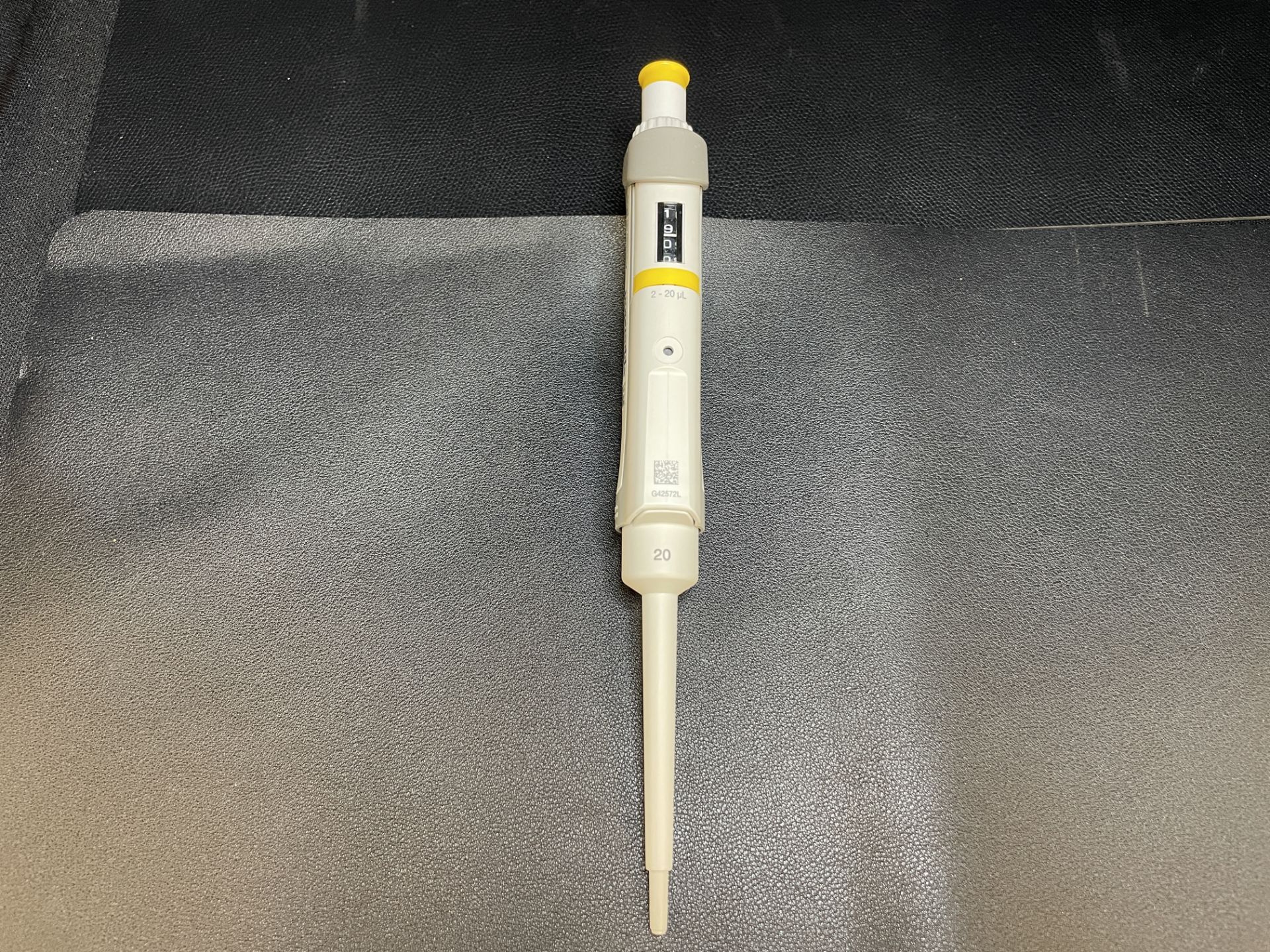 (7) Asst. Eppendorf Pipettes 10, 20,100 (2) 200 (2) 1000 - Image 7 of 8