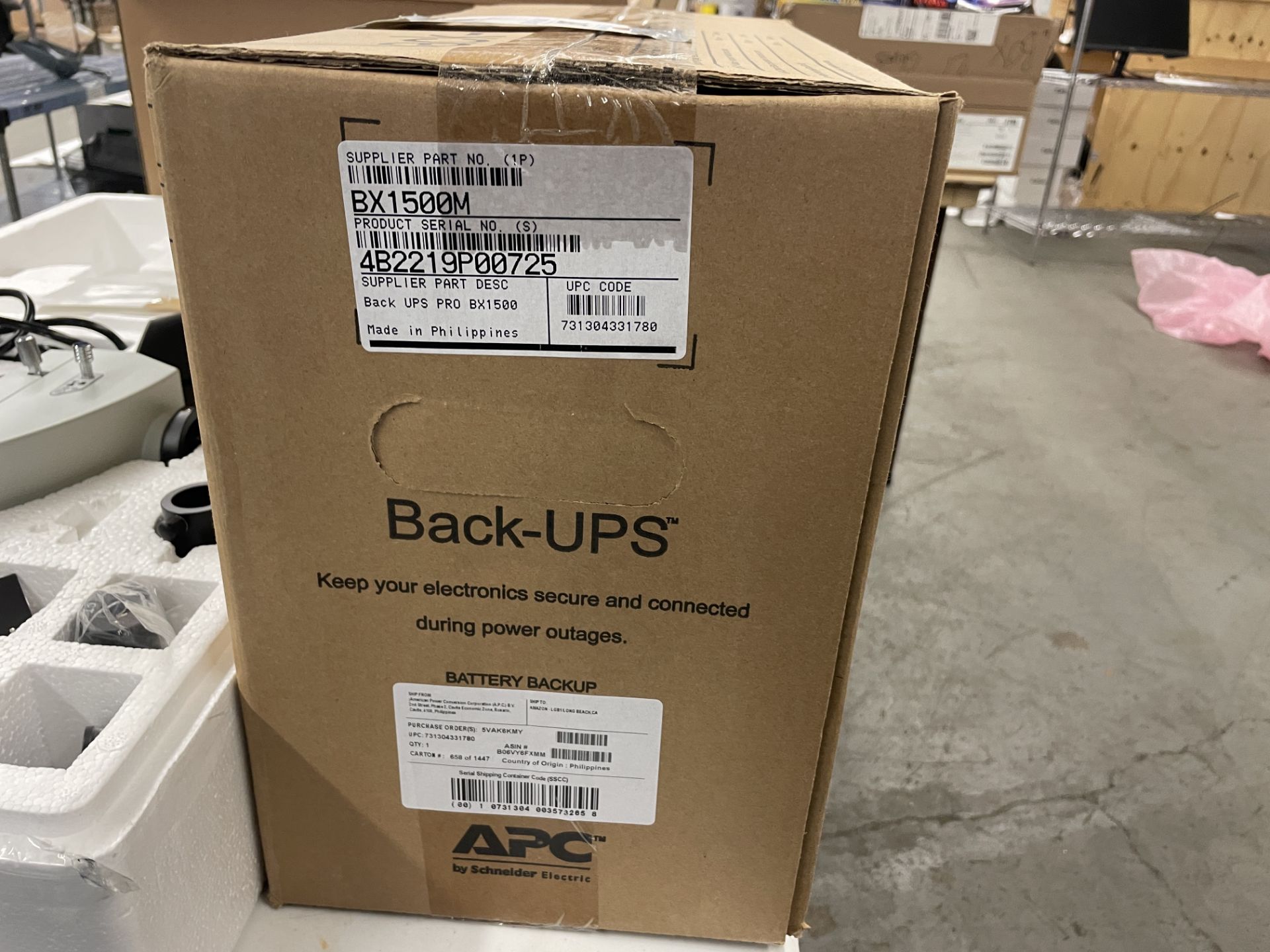 (NIB) APC 900 Watt 164 Minute Run Time Battery Back Up Power Supply - Image 2 of 2