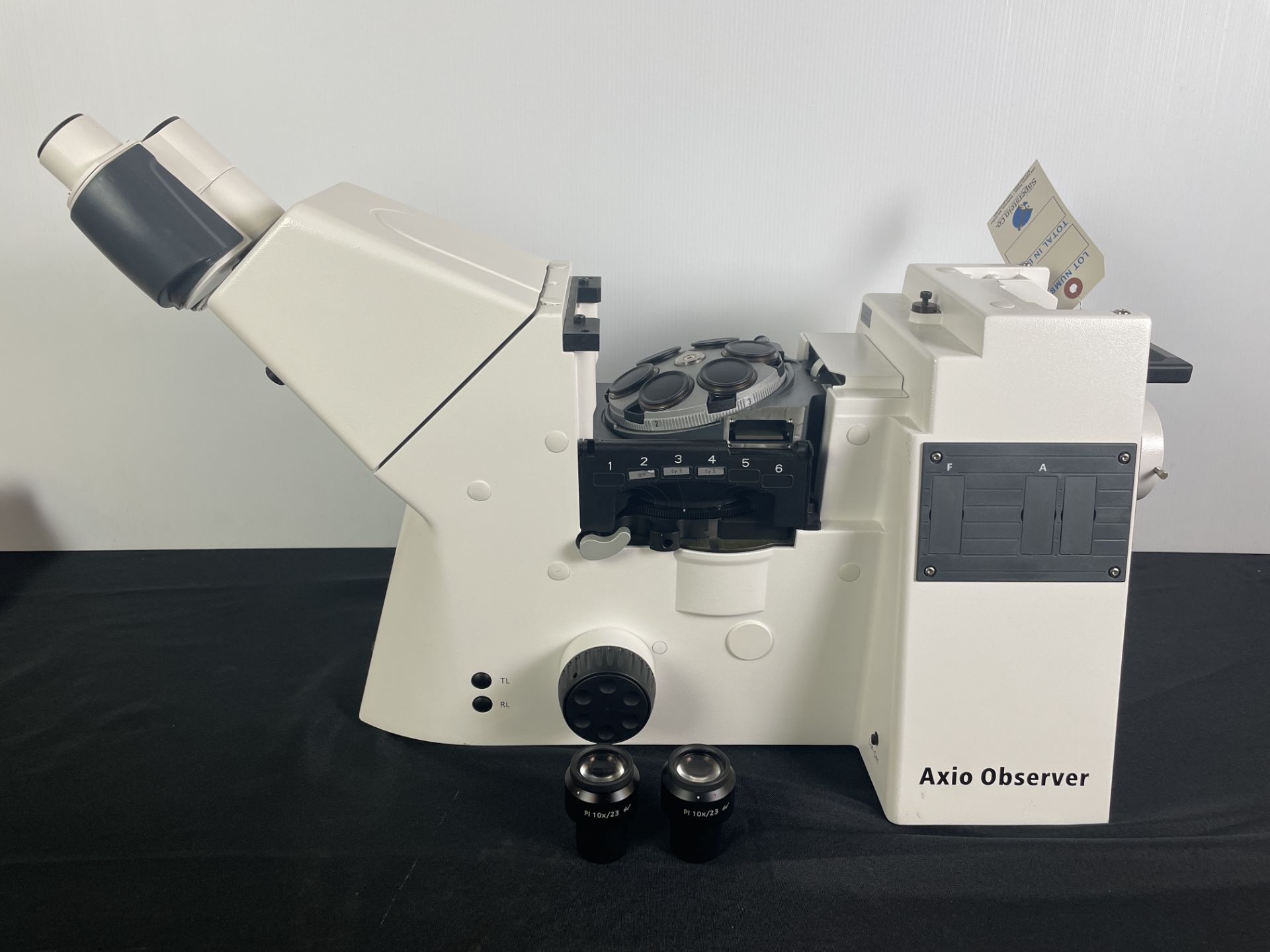 Zeiss Axio Observer 3 Inverted Microscope w/(4) Optics & (2) Zeiss Eyepieces #PI 10x/23 S/N: 386000 - Image 2 of 8