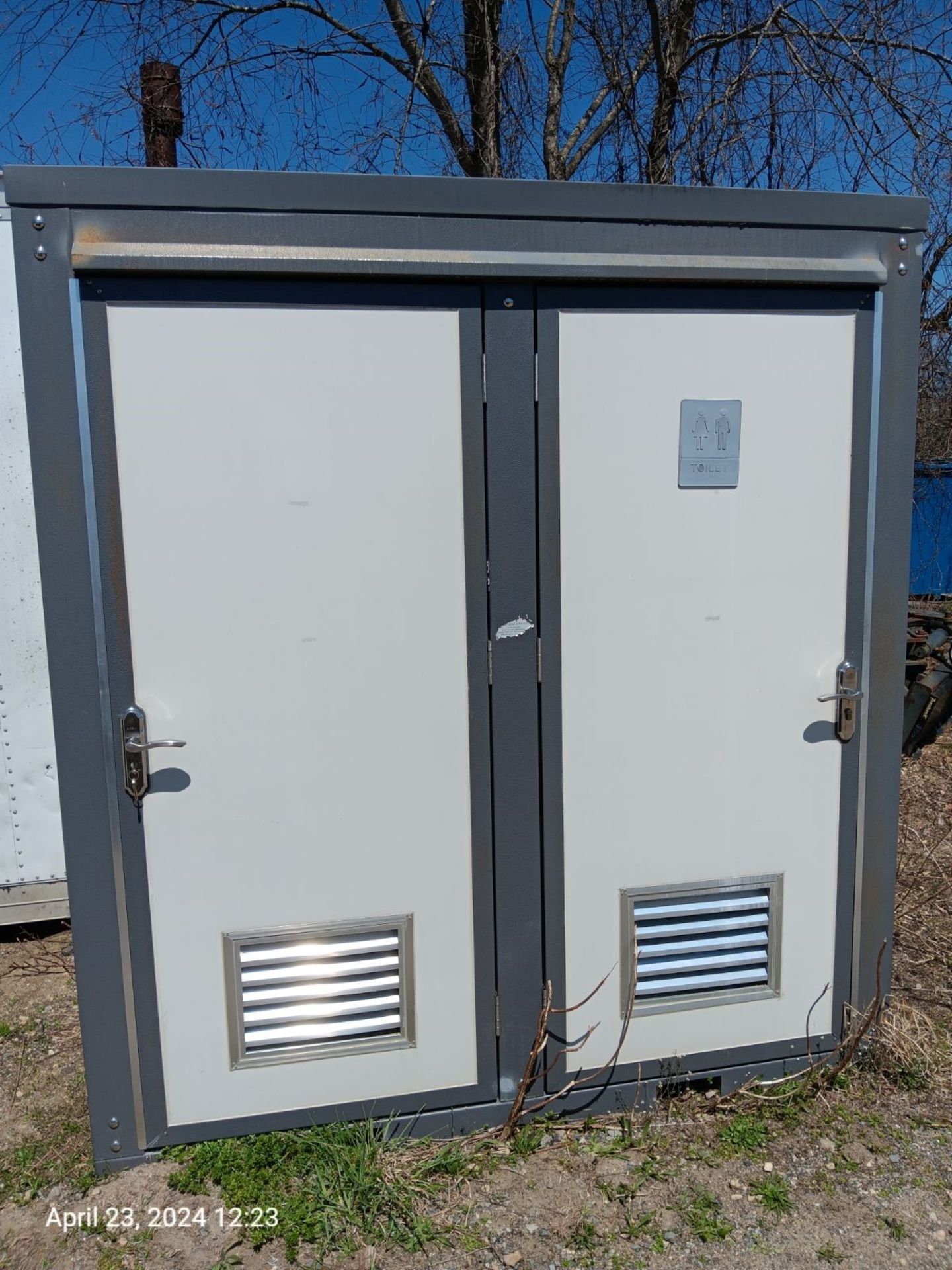 (UNUSED) Portable 2 Stall Restroom w/ Fork Slot and Lifting Hook (Located In Lancaster)