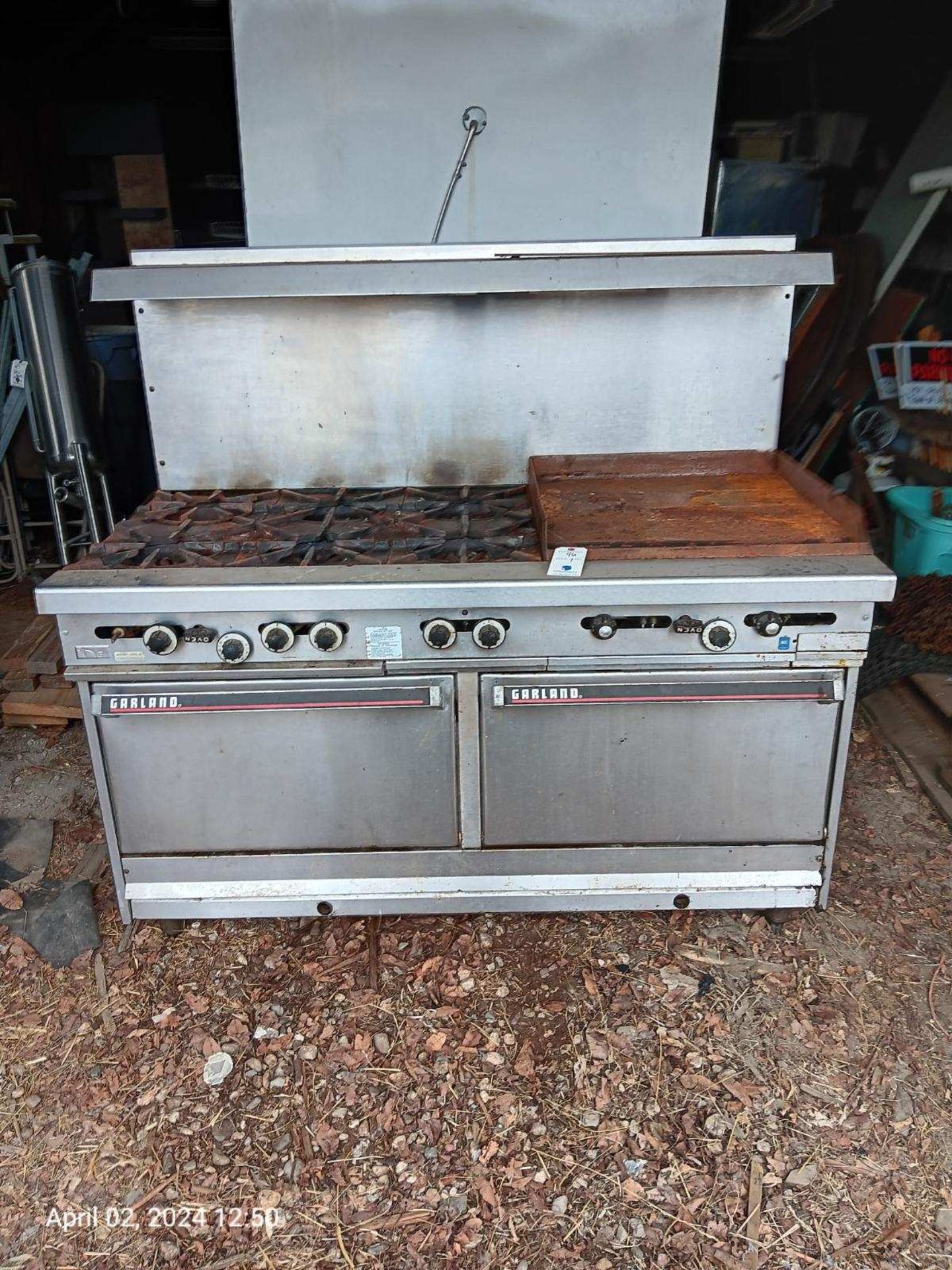 Garland Double Oven 6-Burner Flat Top Gas Range (Located In Lancaster)