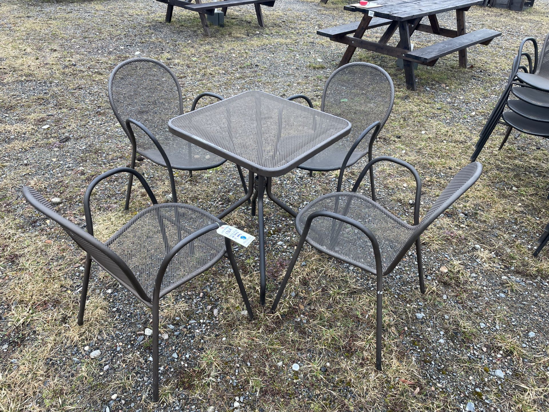 {LOT} (40) Metal Frame Mesh Seat & Back Outdoor Dining Chairs w/(11) Matching Metal Mesh Top Tables(