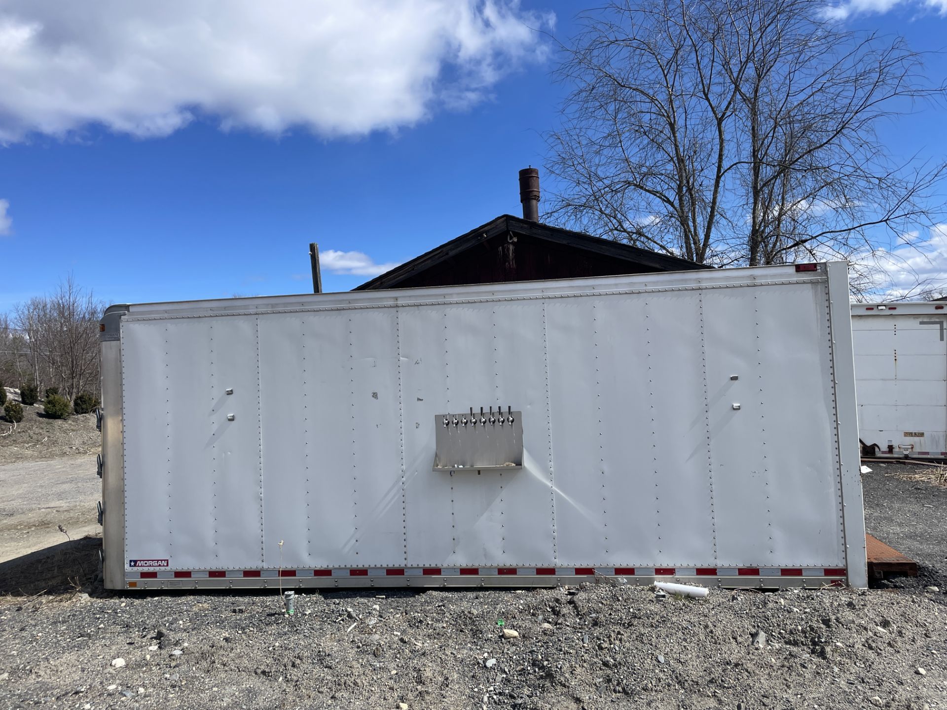 Insulated 20' Truck Box w/ 8 Spigot Beer Dispensing Systems w/refrigeration & cool bot systems - Image 3 of 9