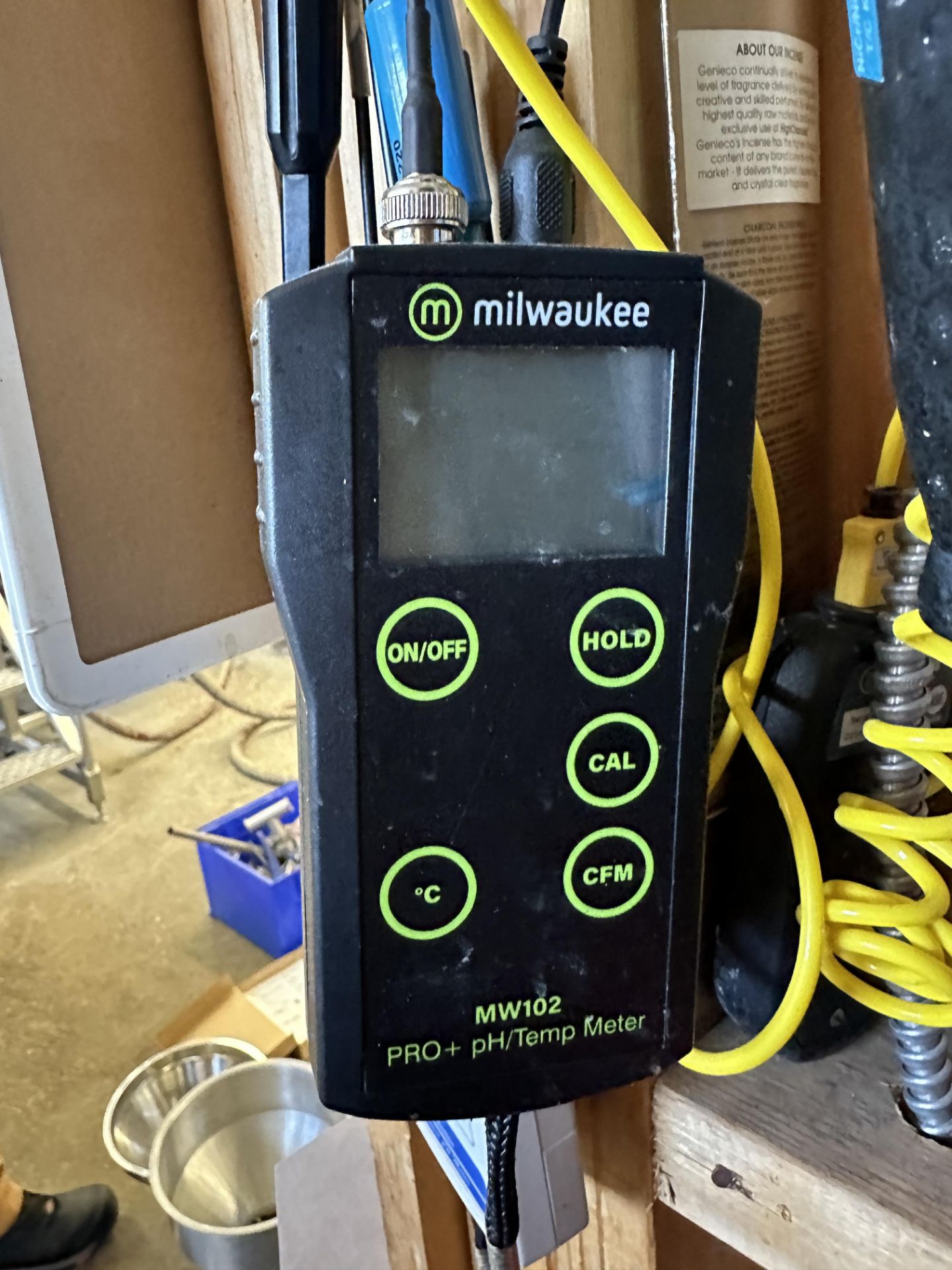 {LOT} Hygrometers & (2) Asst. Milwaukee pH/Temp Meters - Bild 3 aus 4