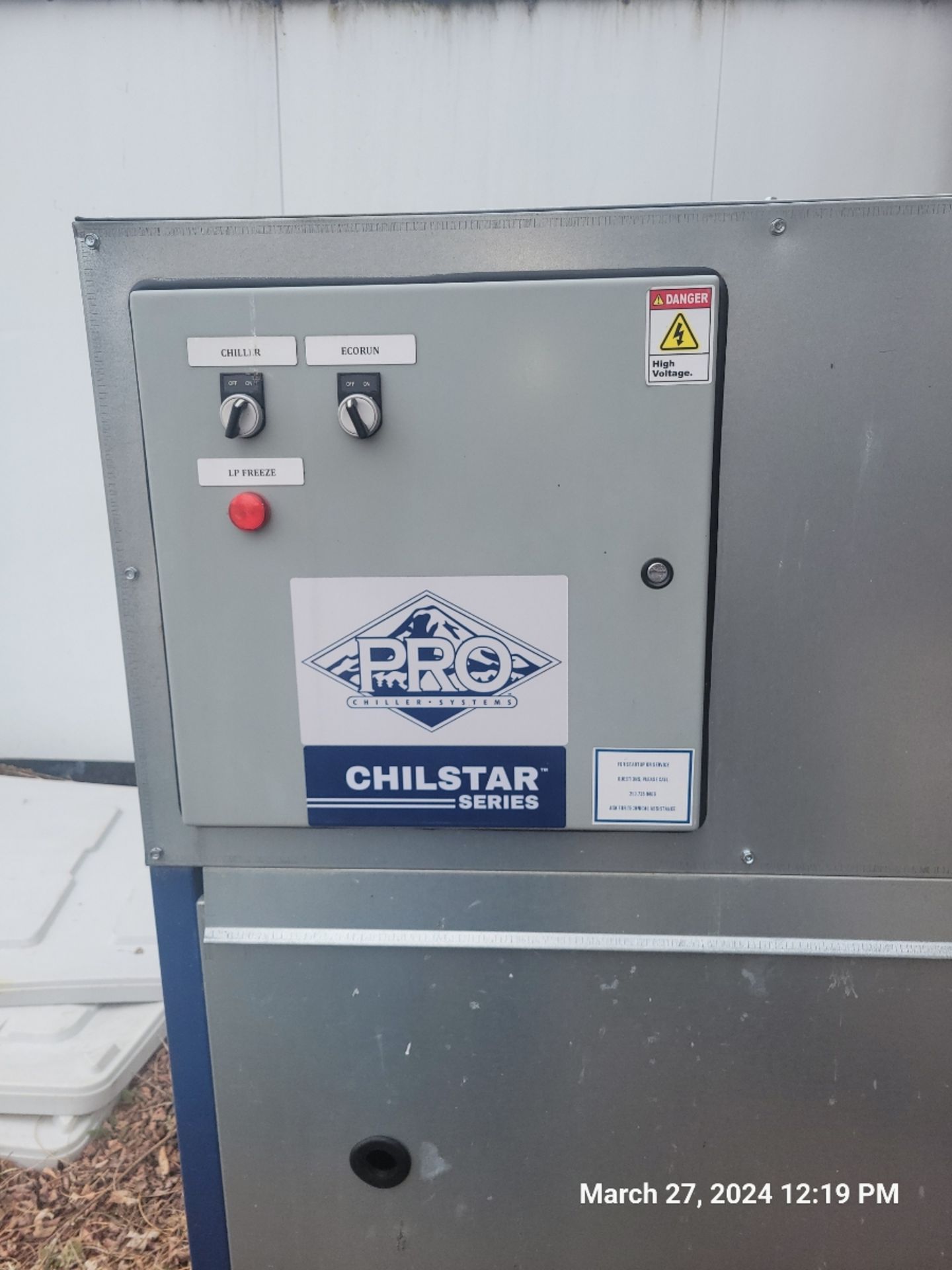 2019 Pro Chilstar Series Refrigeration Chiller Model: PE105F1R420-A-VB, 208V, 60Hz, Refrig: R404A - Image 3 of 5