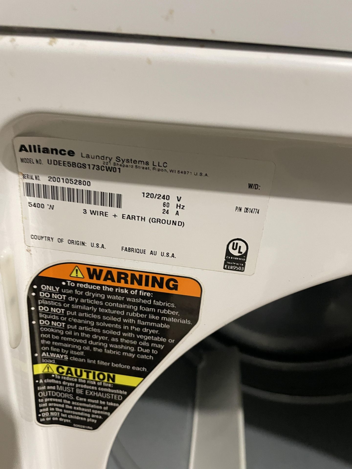 {LOT} In Laundry Area c/o: (3) UniMac #UDEE5BGS173CW01 Electric 3 Wire Plus Ground Commercial Dryers - Image 5 of 11