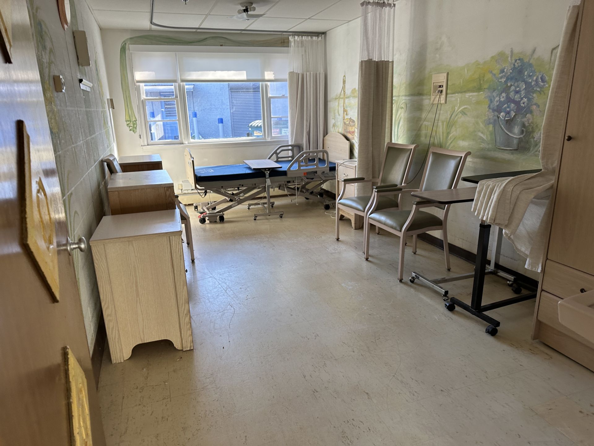 {LOT} In Wing in Standard Rehabilitation Room (22 Rooms - 32 to 53) c/o: (22) Zenith 807 Series - Image 17 of 18