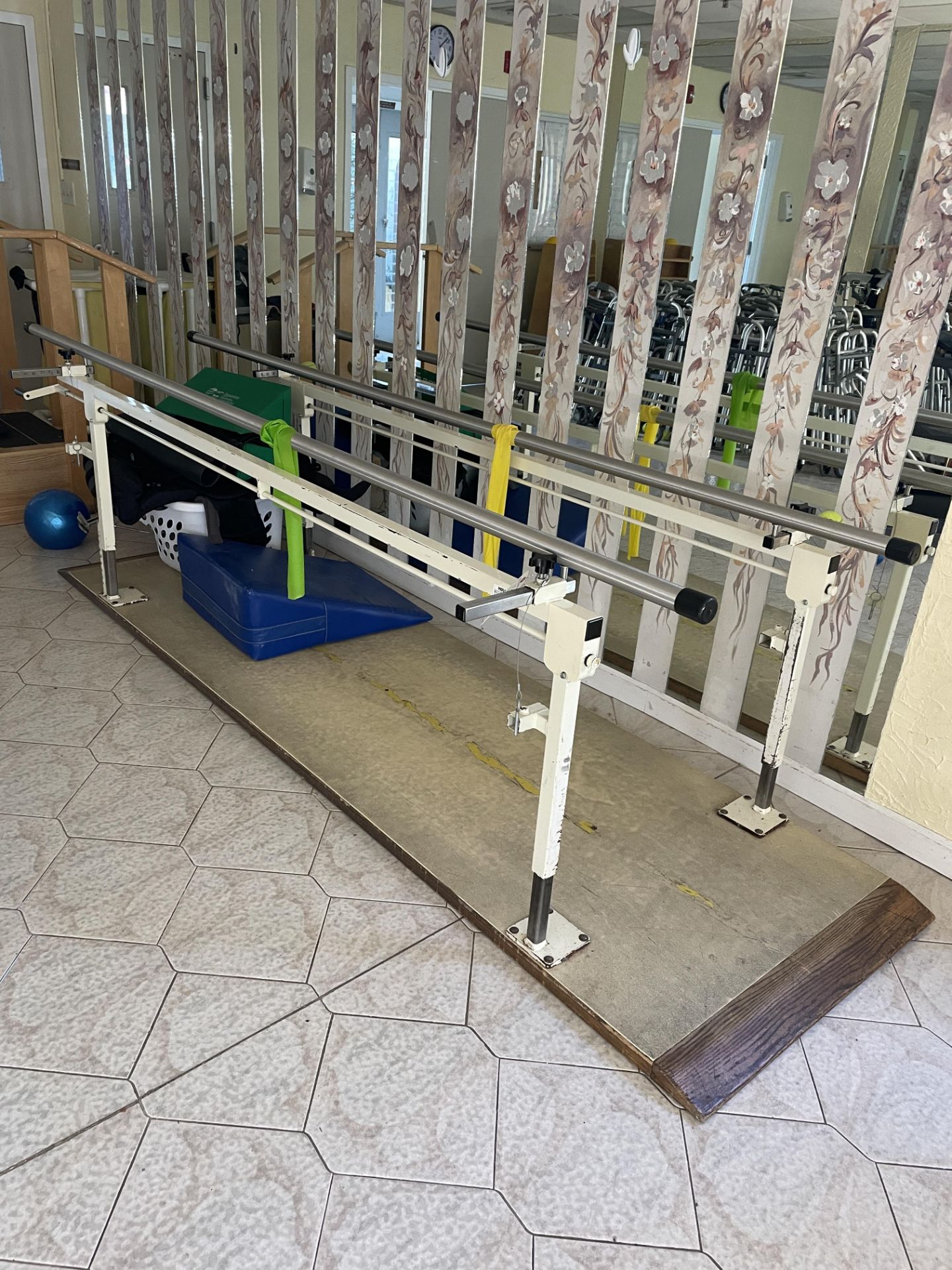 {LOT} Midland Adjustable Handle Balance Physical Therapy Walk Training Unit, 10' w/Built in Platform - Image 3 of 4