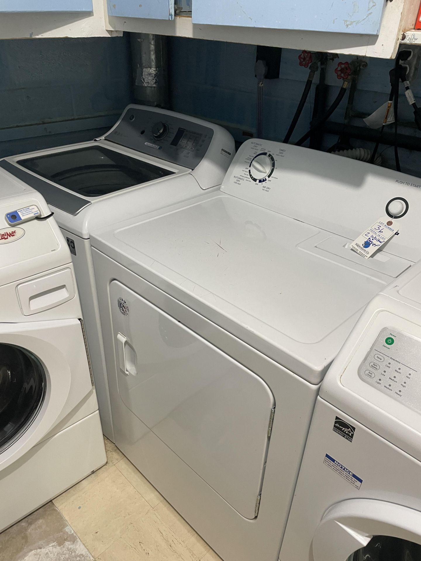 {LOT} In Laundry Area c/o: (3) UniMac #UDEE5BGS173CW01 Electric 3 Wire Plus Ground Commercial Dryers - Image 11 of 11