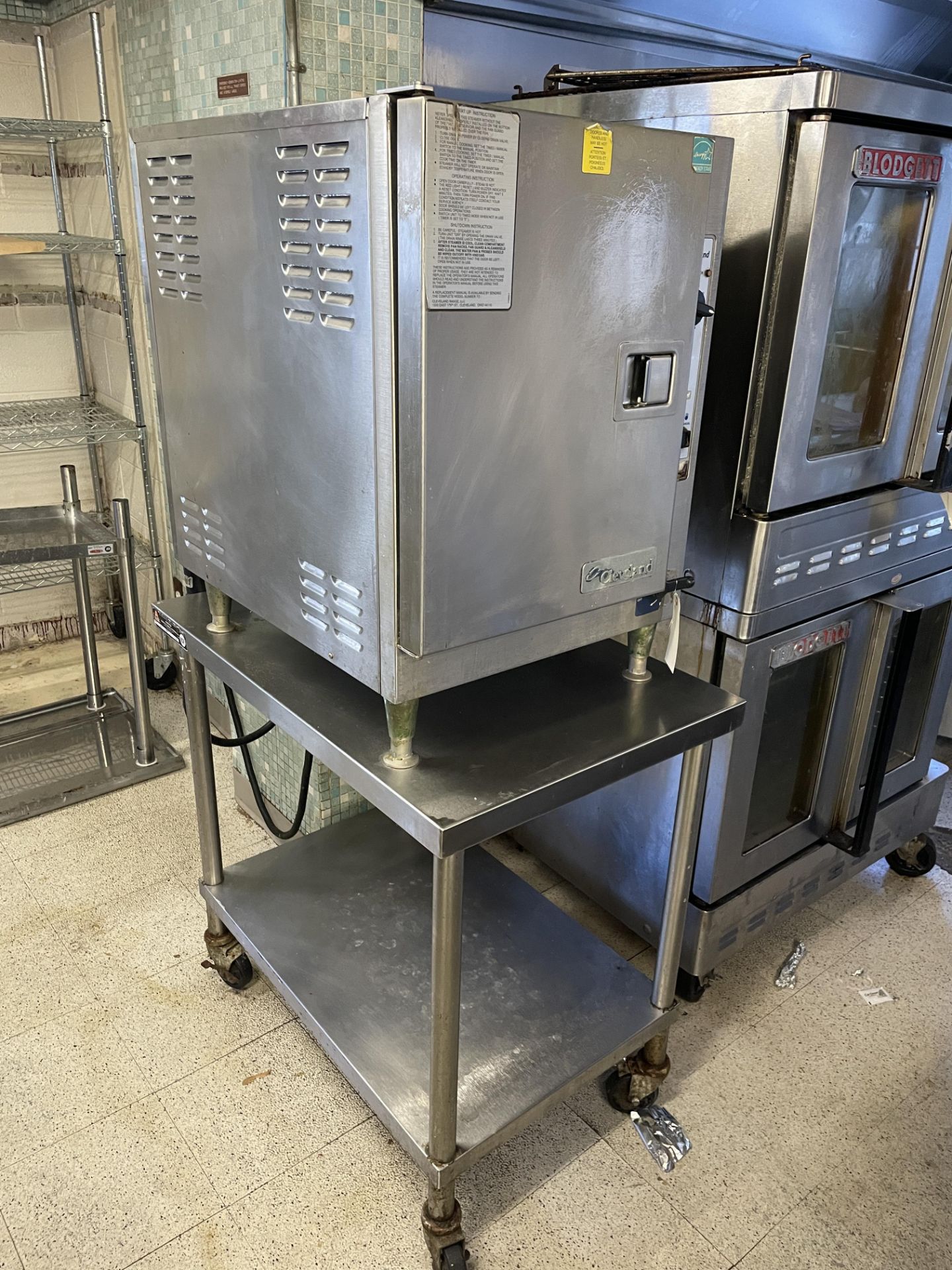 Counter Top Steam Chef Cleveland Steamer #22CET6.1 3 Phase, 208V w/Stainless Steel Cart (MUST