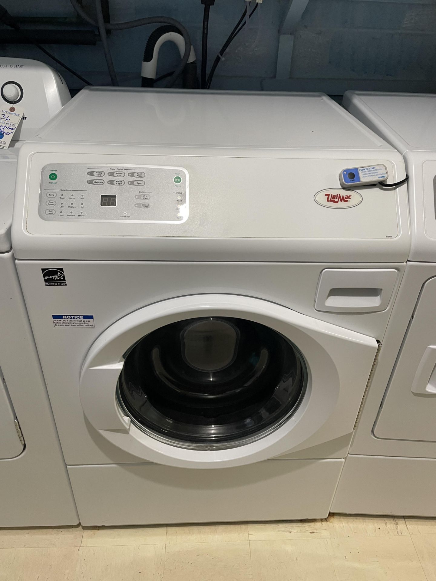 {LOT} In Laundry Area c/o: (3) UniMac #UDEE5BGS173CW01 Electric 3 Wire Plus Ground Commercial Dryers - Image 8 of 11