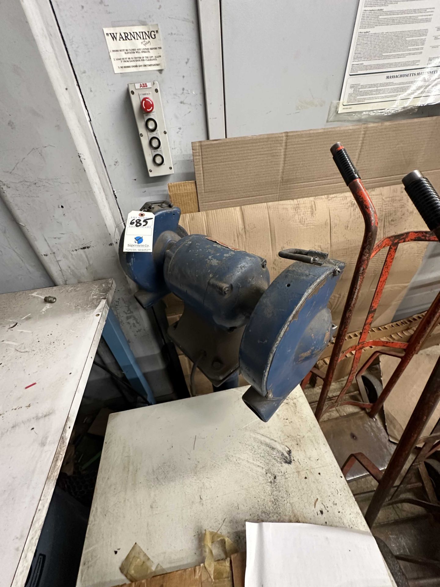 {LOT} 3 Pcs c/o: Grinder, Chop Saw & Vice