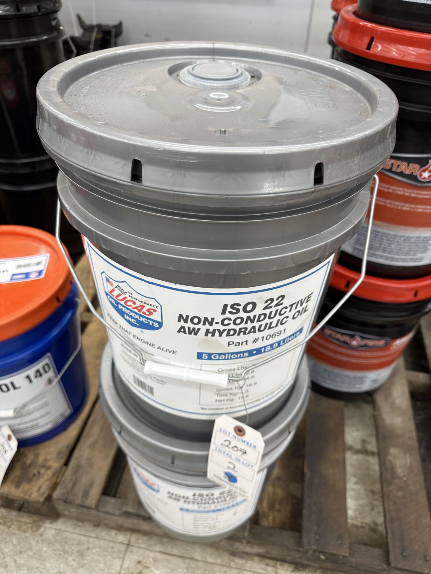 Star Fire 5 Gallon Pail 85-140 Gear Lubricant Fluid Being Sold by The Pail (Retail: $100)