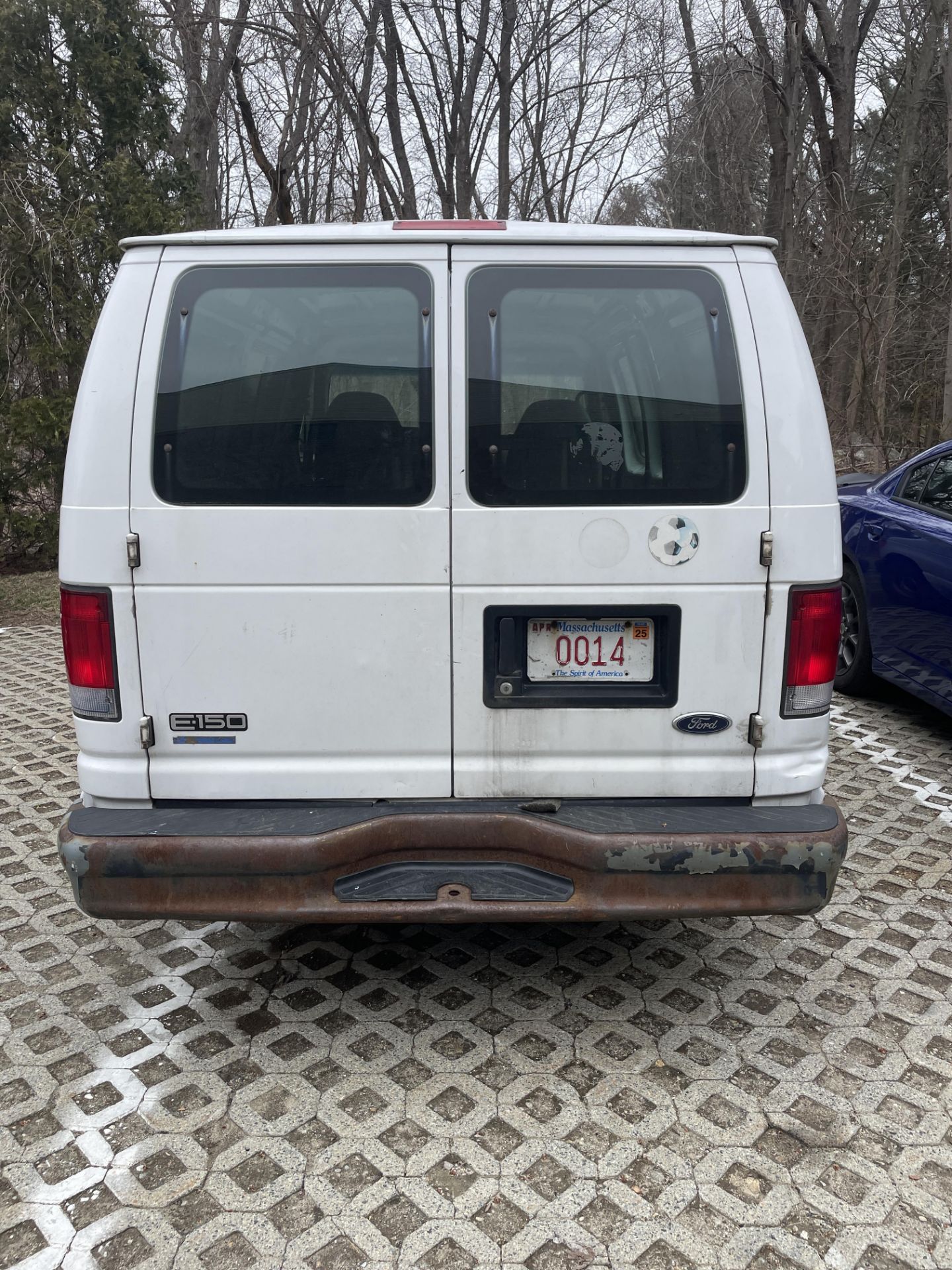 2001 Ford Ecovan Odom:159,889 VIN:1FTRE14241HB51789 (THIS UNIT CAN'T BE REMOVED UNTIL APRIL 30, 2024 - Image 6 of 11