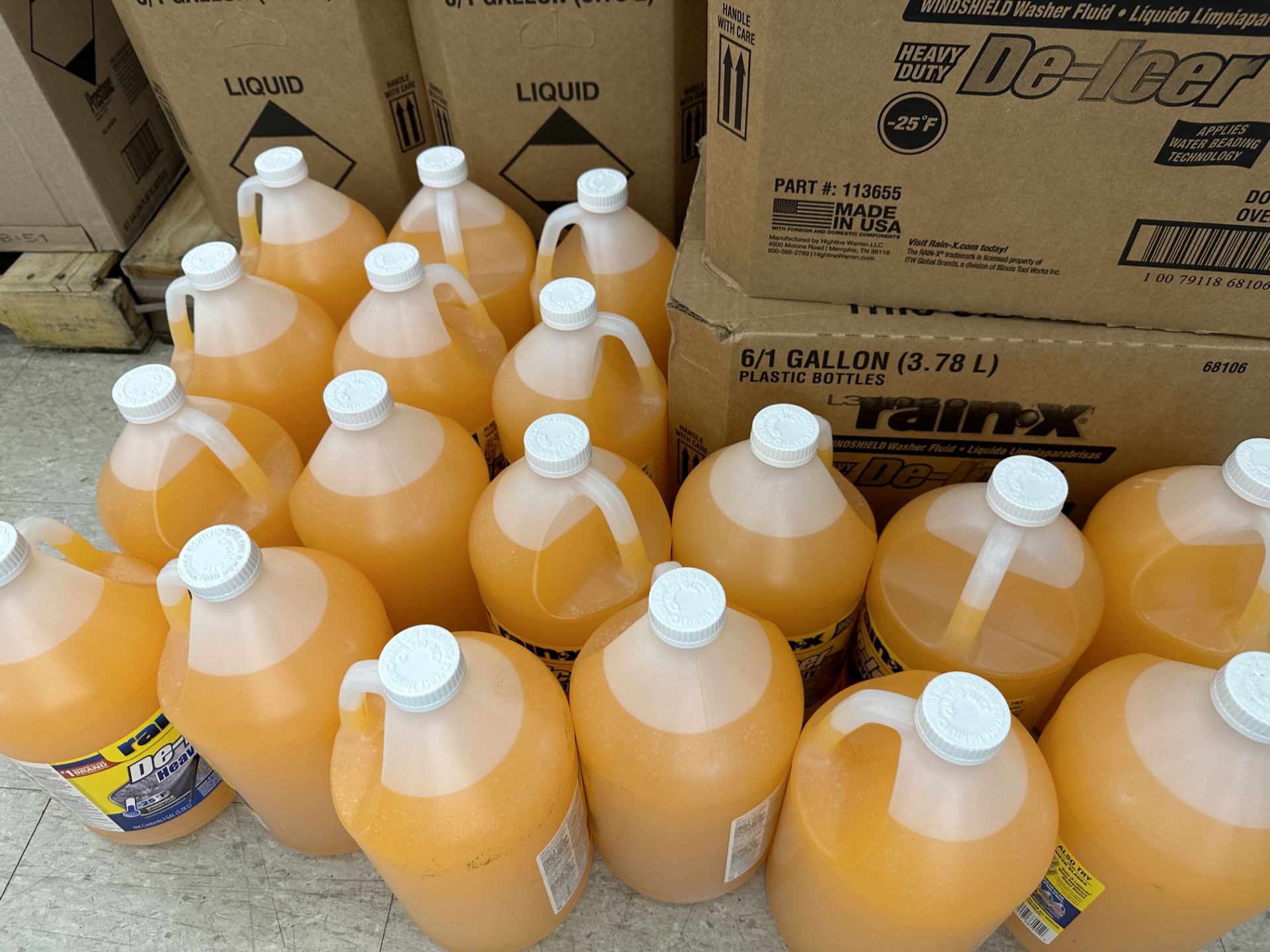 (45) 1 Gallon Containers of RainX Washer Fluid/DeIcer w/Water Repellent - Being Sold By The - Image 4 of 4