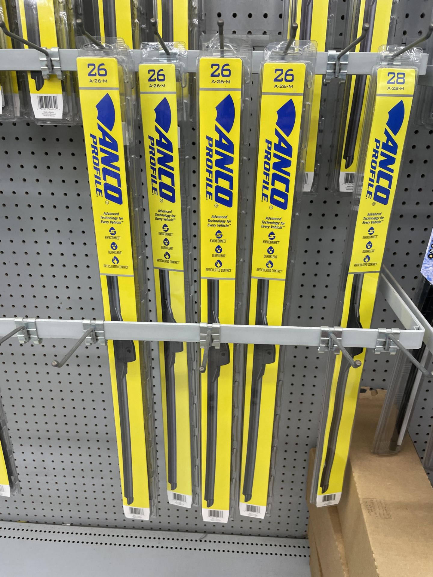 (Lot) Anco Wiper Blades Traditional and All Weather (254) Pieces w/Wholesale Value of $1,260 - Image 3 of 6