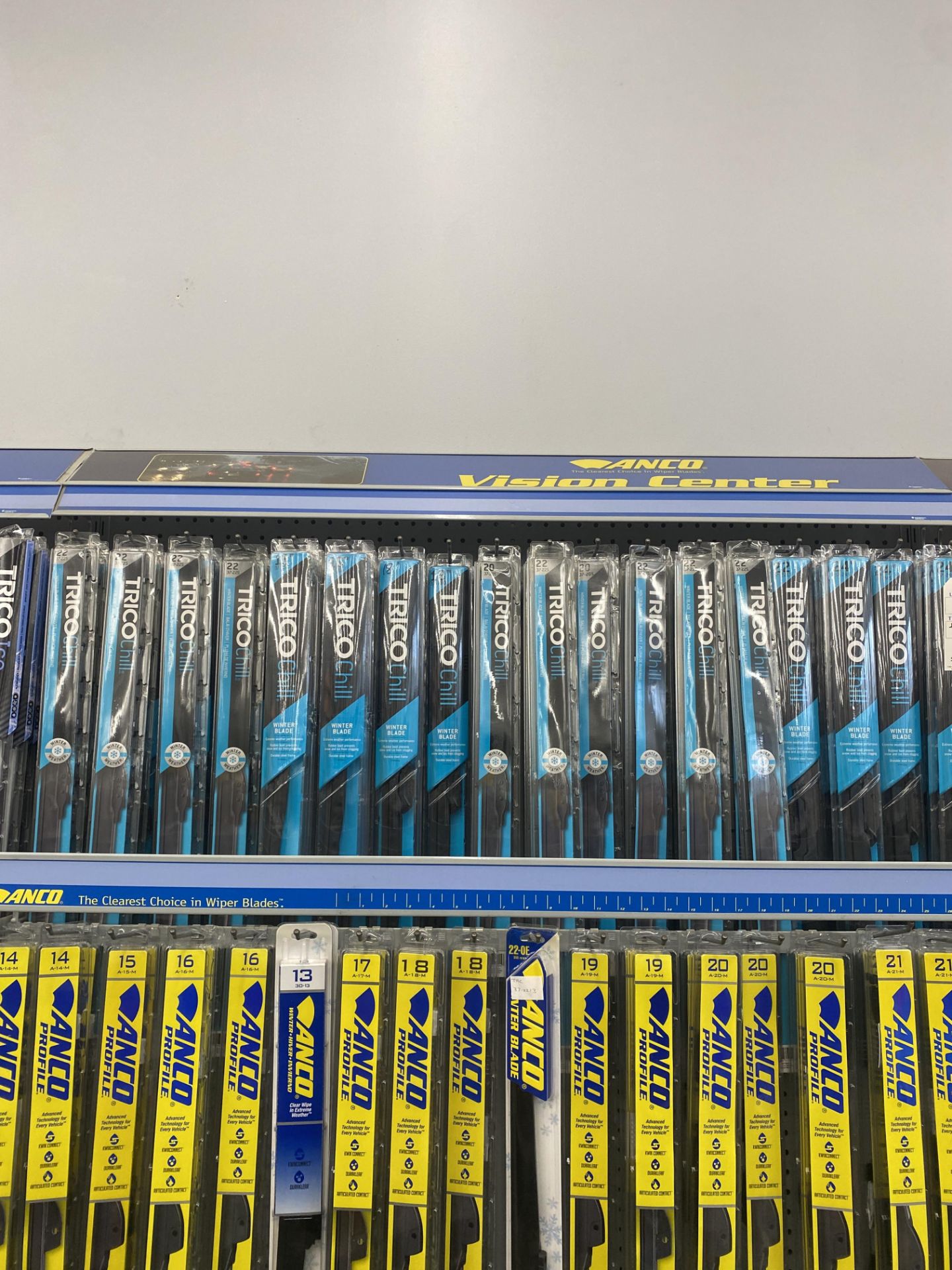 {LOT} (360) Approx) Trico Wiper Blades Winter, Heavy Duty and Vehicle Specific - Image 3 of 3