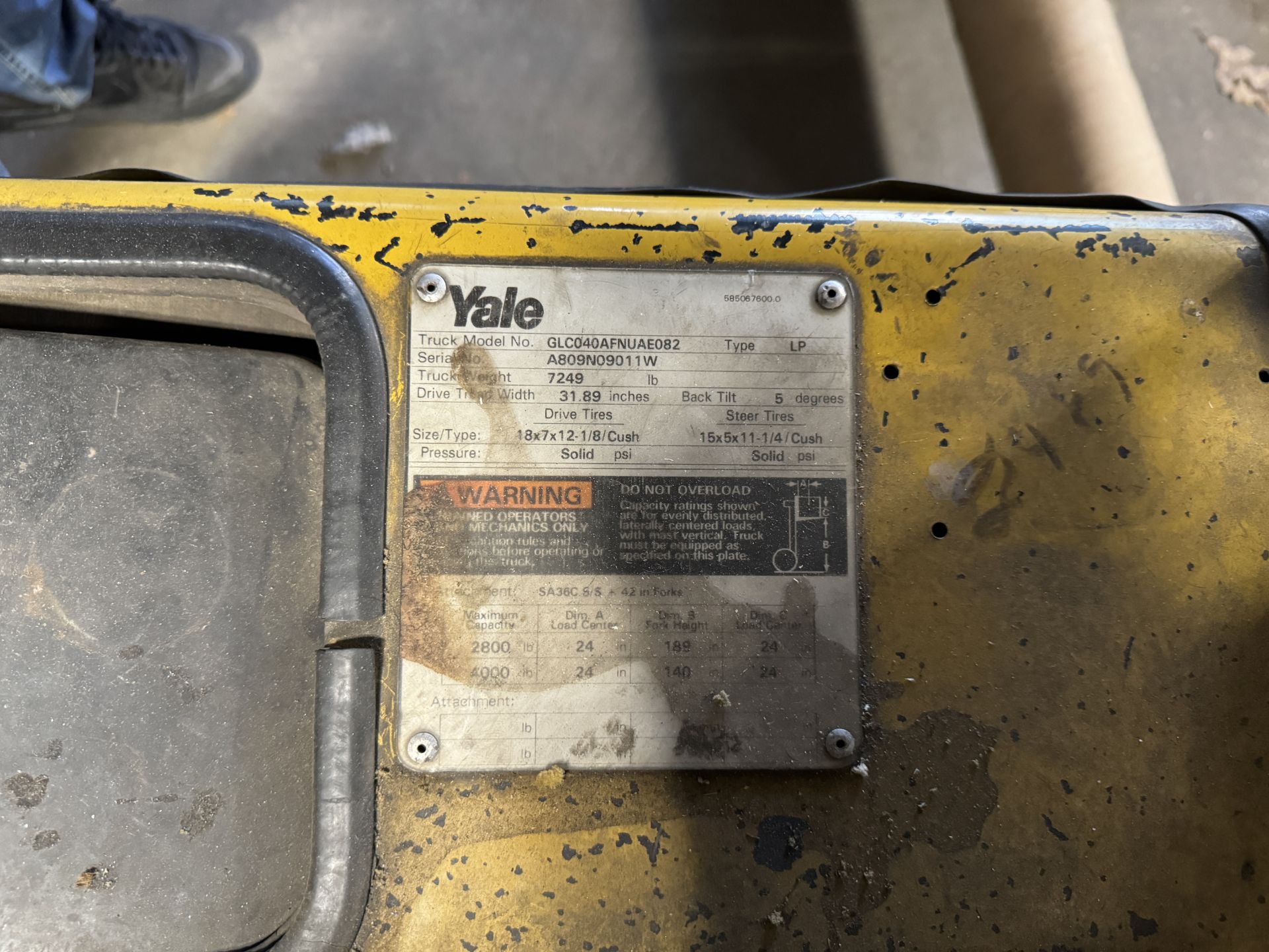 Yale Forklift # GLC040AFNUAE082 Propane, 4,000Lb Cap., Triple Mast, Tilt& Side Shift, 3251 Hrs.(TO B - Image 5 of 8