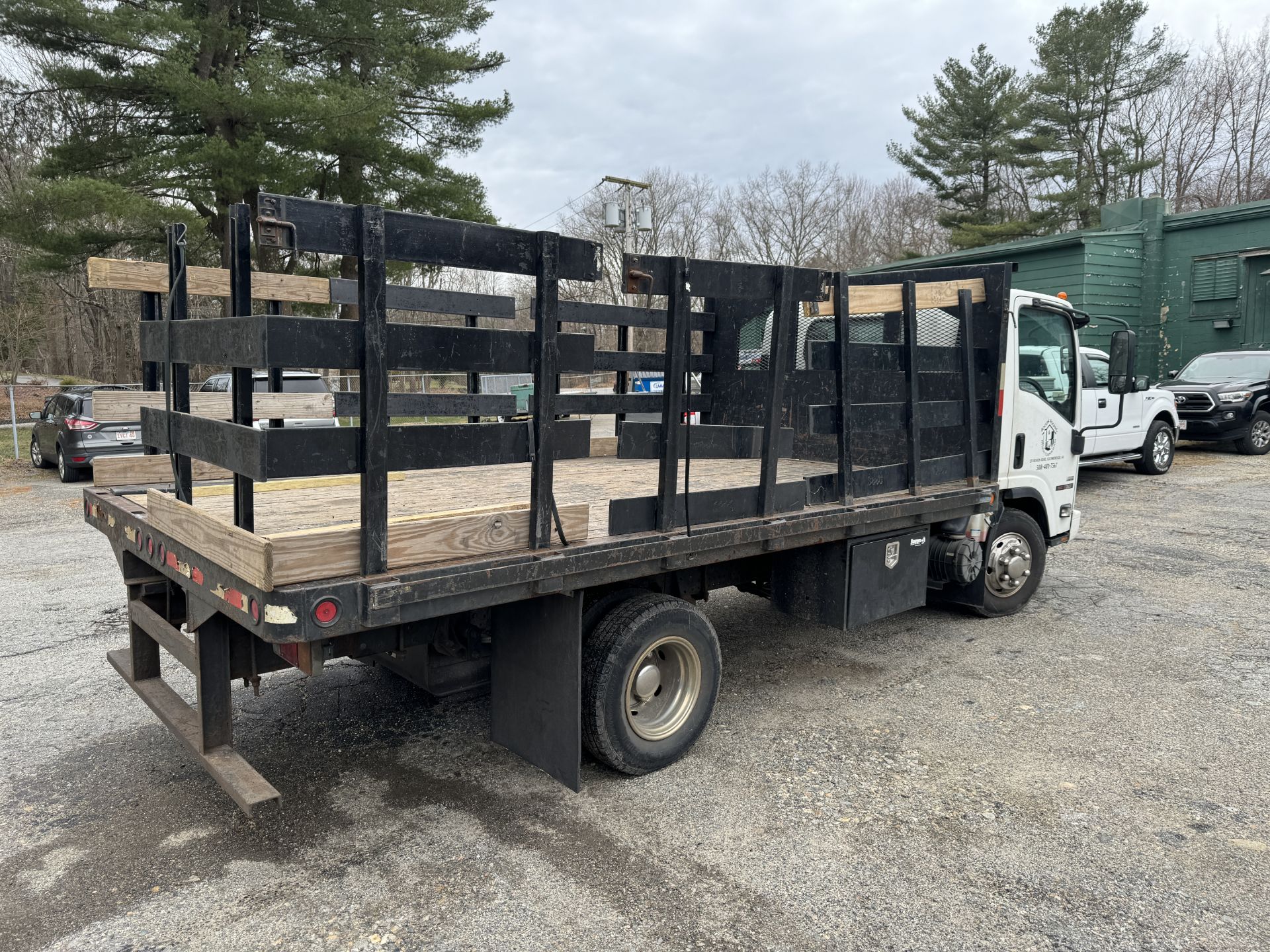 2008 GMC W3500 14' Rack Body Truck, Wood Deck, 6 Wheel, GVWR: 12,000, Odom: 101,645 VIN#: - Image 5 of 8