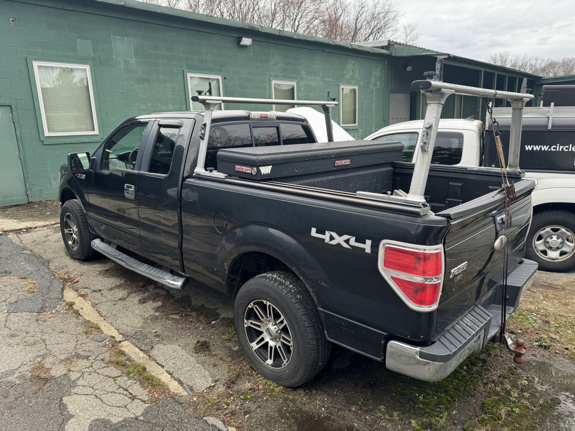 2010 Ford F150 Pickup Truck, , 6' Bed, Ladder Rack, Odom: 336,032, Weather Guard Truck Toolbox. ( - Image 2 of 8