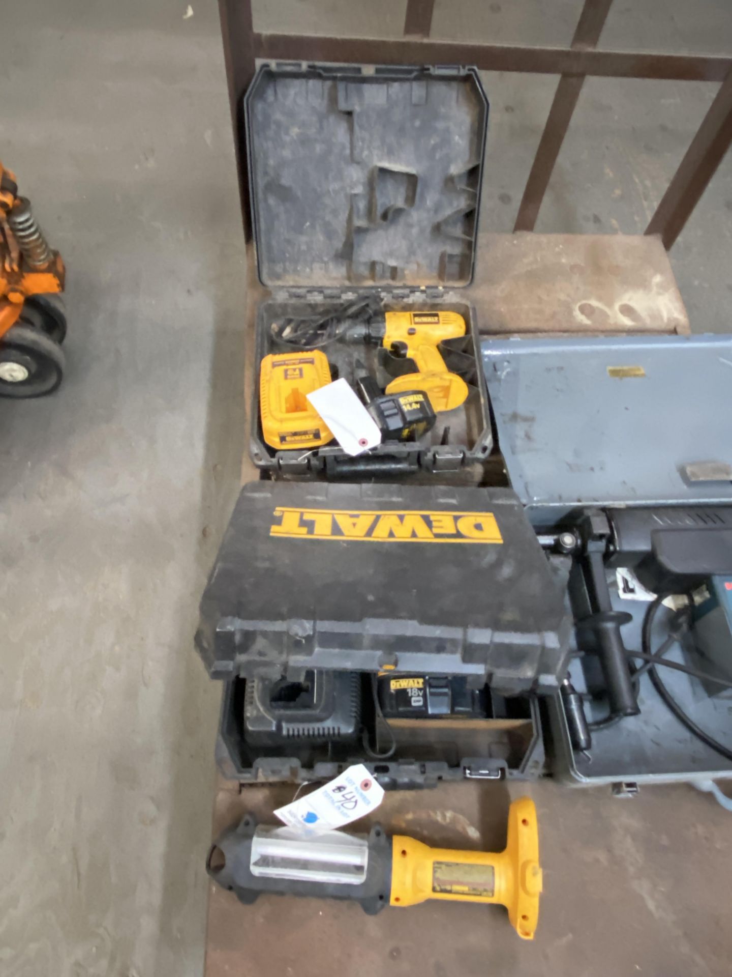 DeWalt Battery Powered Drill & 18v Heavy Duty 1/2" Impact Gun Both w/ Case & Chargers w/ 4 Batteries - Image 4 of 4