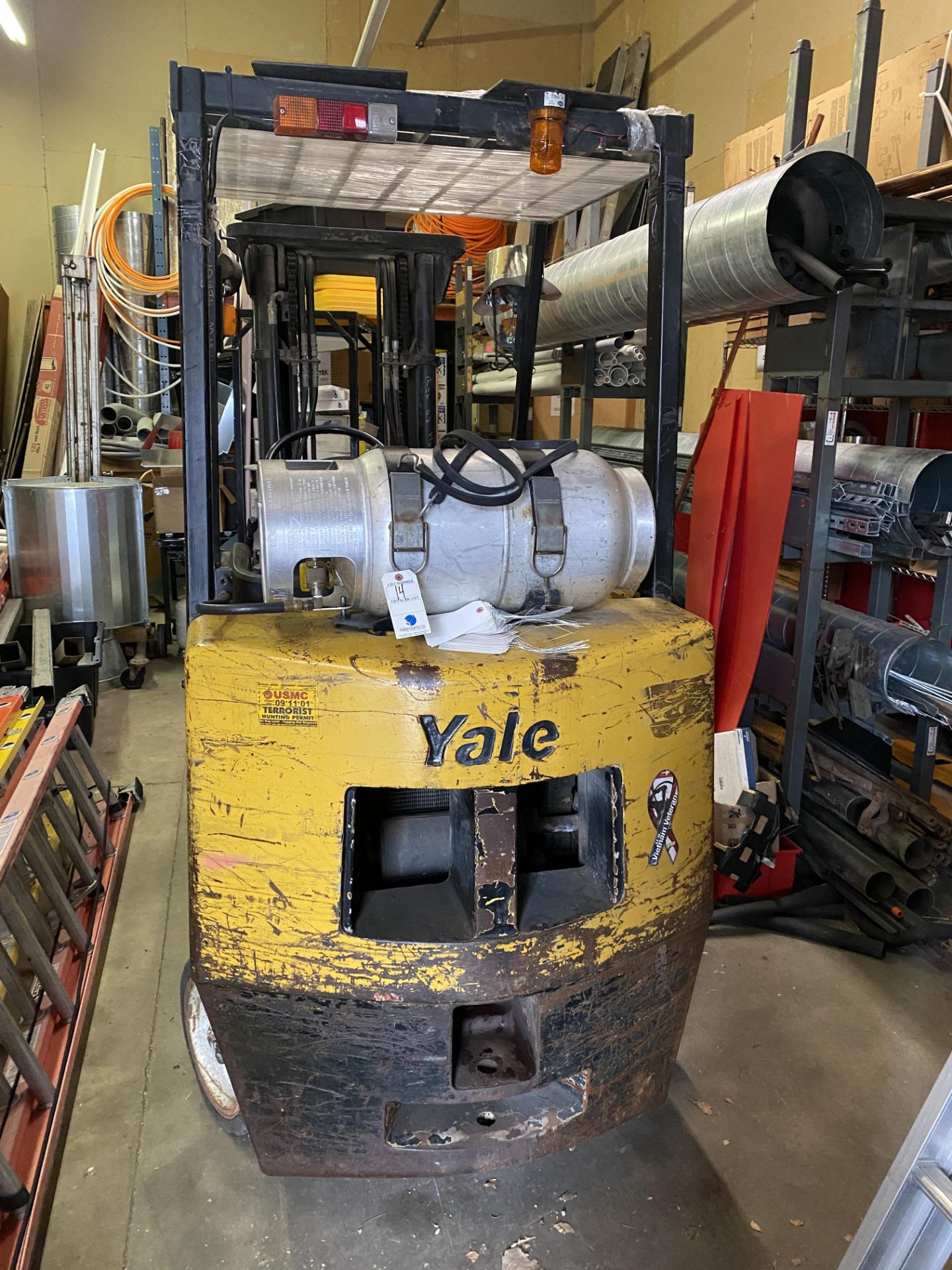 Yale Propane Fork Lift #GLC050TENUAE083, Triple Mast, 5,000 lb. cap., Hrs: 10,624, 188" Lift Height, - Bild 2 aus 7