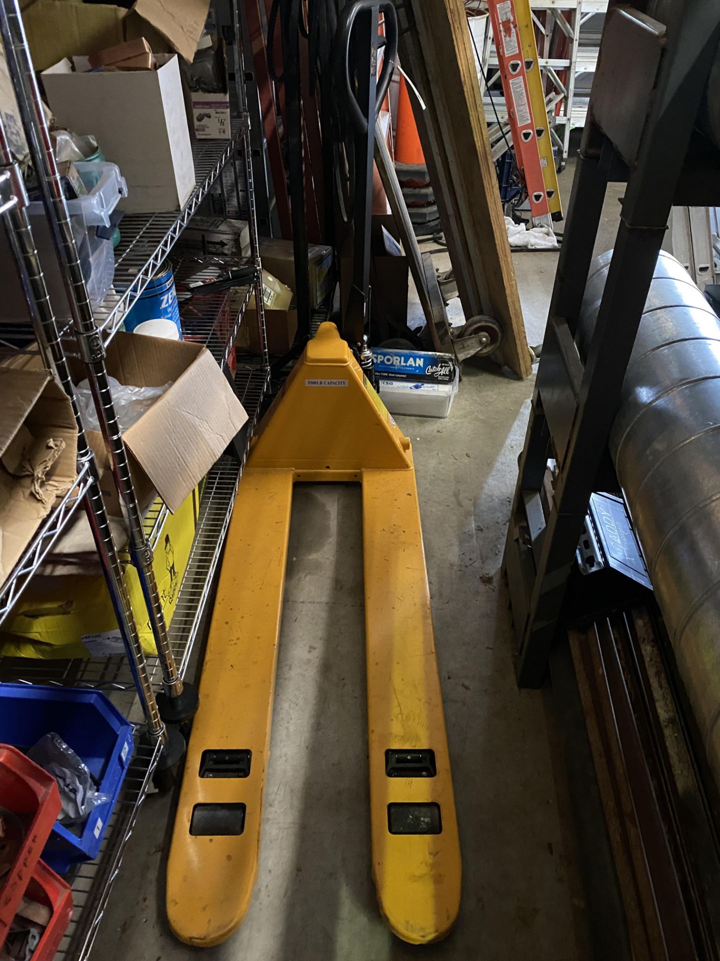 Uline Narrow Isle Pallet Jack #H1193 - Bild 2 aus 2