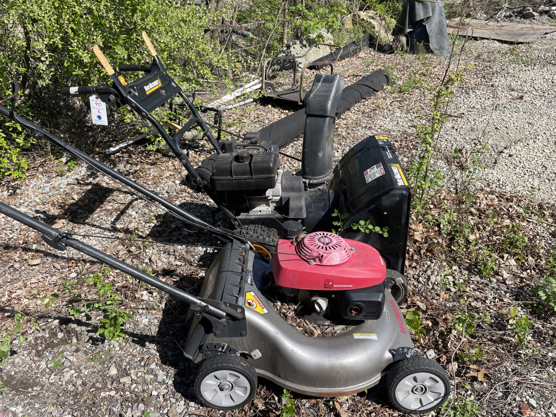 {LOT} (2) Honda Push Mower and Yard Machine 26" 8Hp Snow Blower - Image 2 of 4