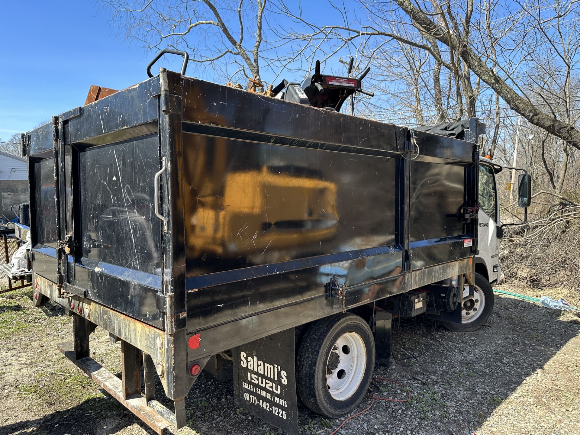 2019 Isuzu NPR HD Gas 6- Wheel 12' Dump Truck w/8 Cylinder Motor, Side Door, Buyers Tool Box (VIDEO) - Image 4 of 9