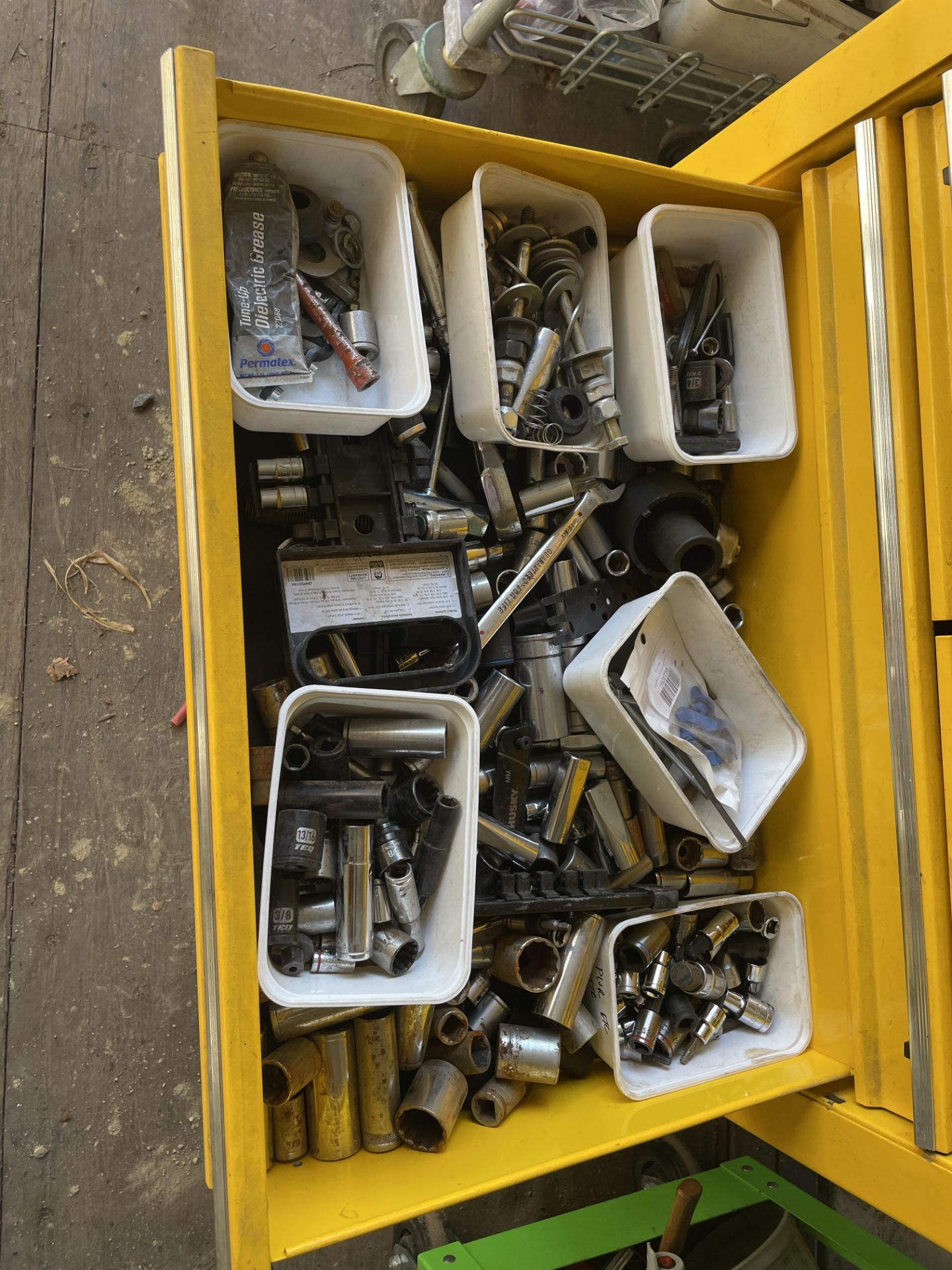 US General Port 5 Drawer Tool Box, Contents Included (Yellow) - Image 5 of 5